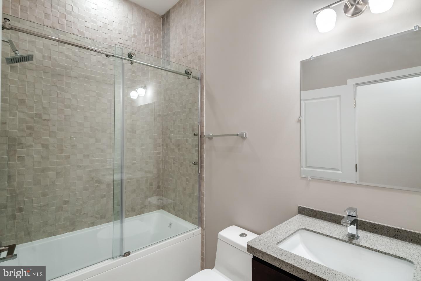 FRANCISVILLE - Residential Lease