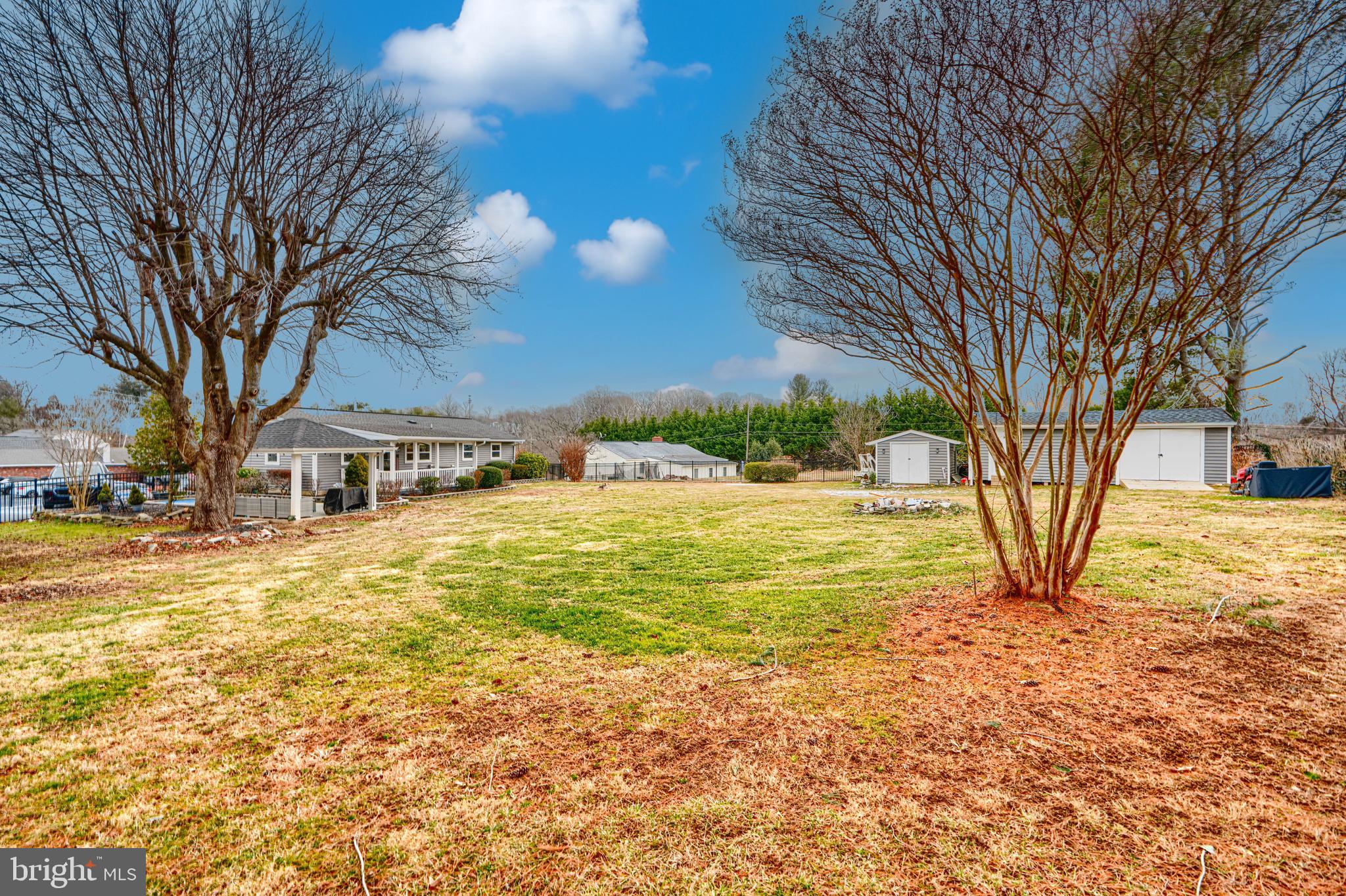 EMMORTON - Residential