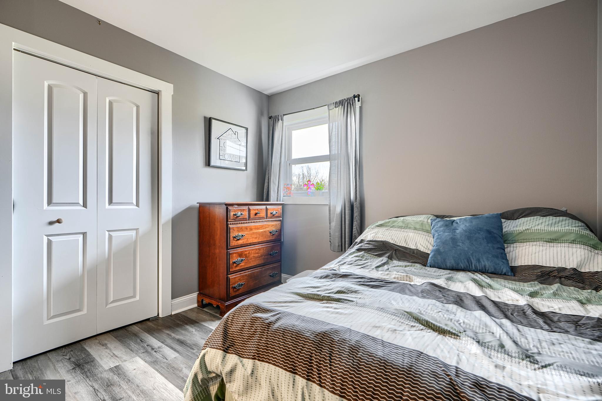 EMMORTON - Residential