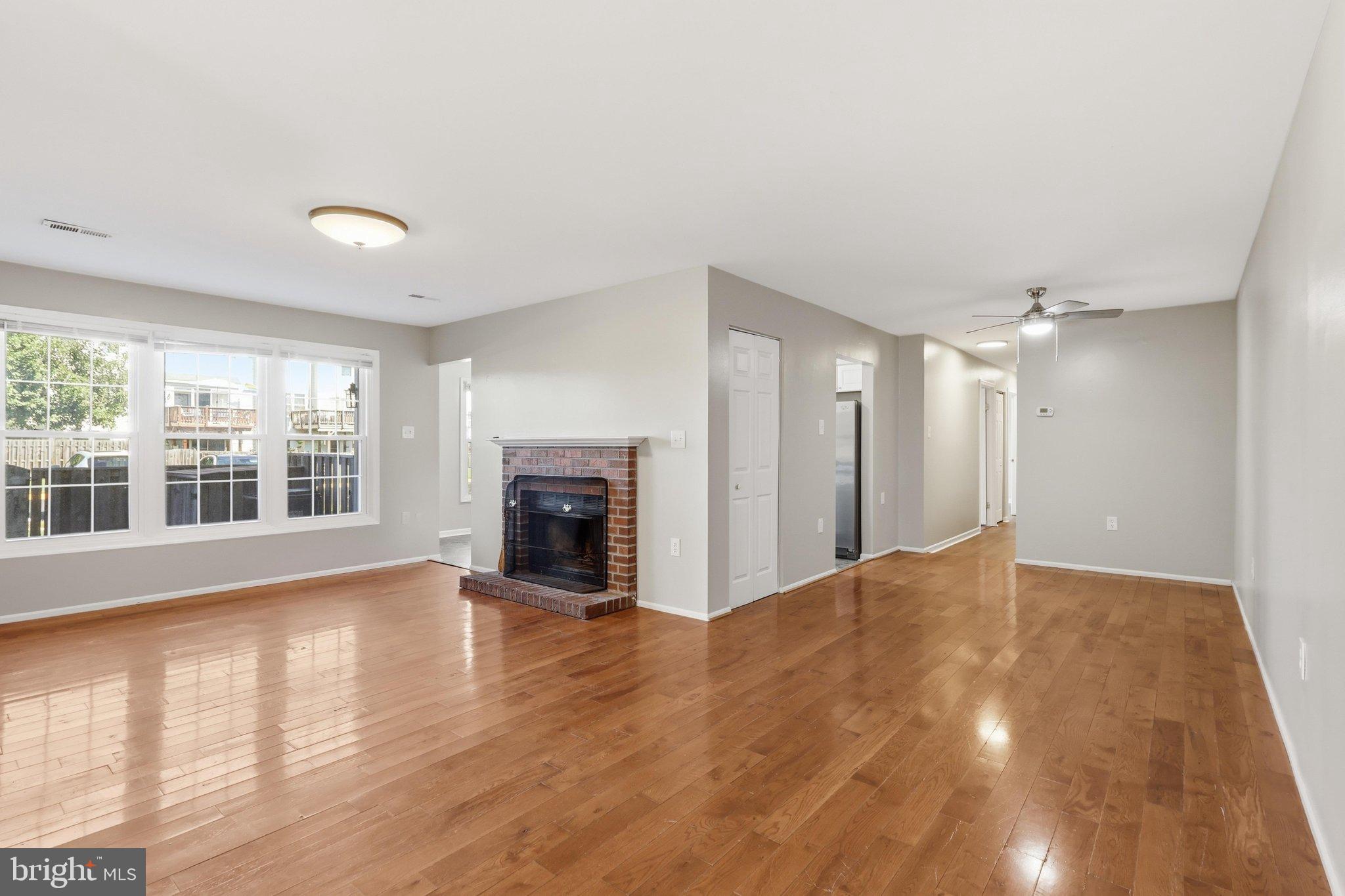 10527 STONINGTON LANE