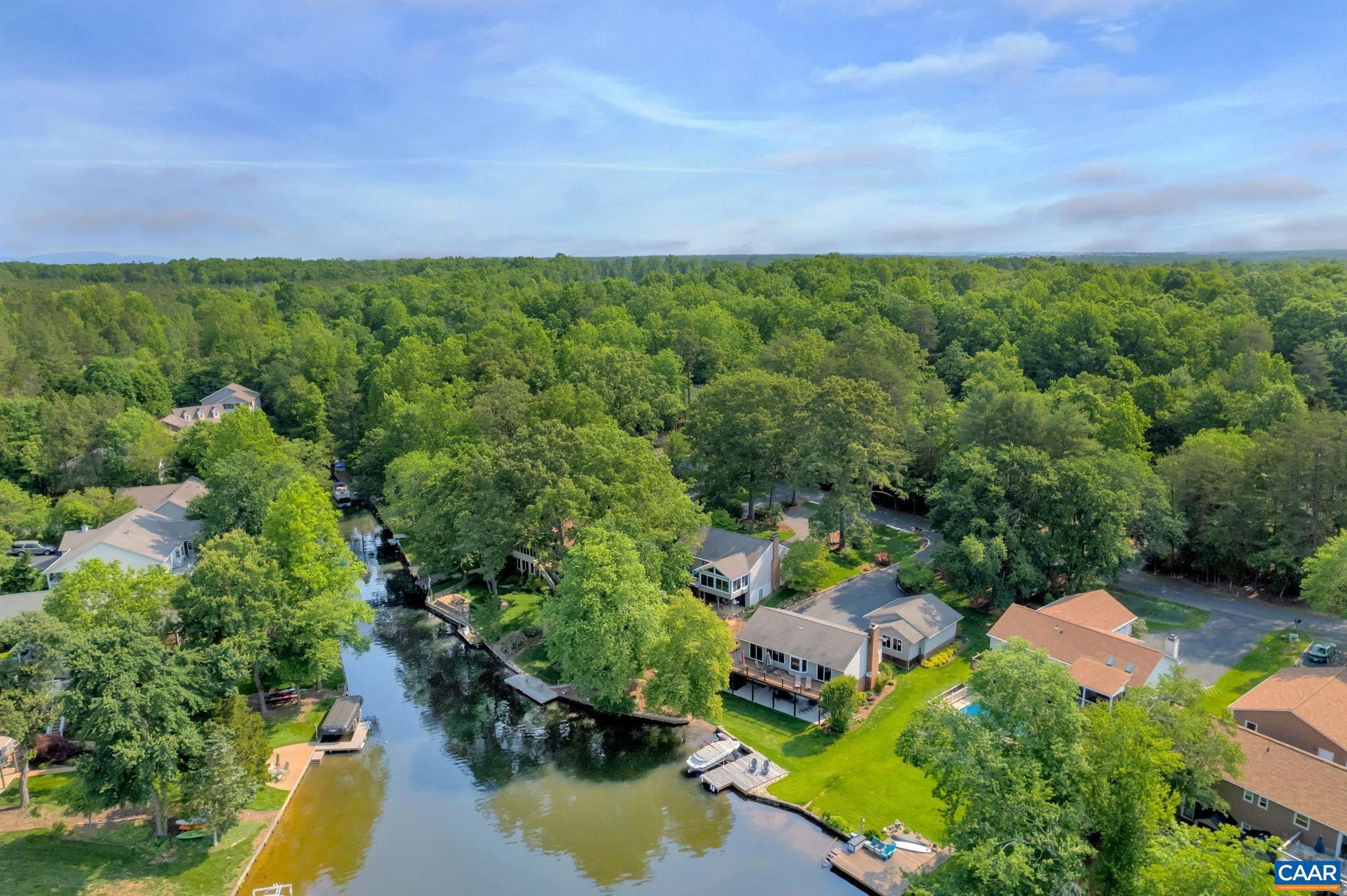 LAKE MONTICELLO - Residential