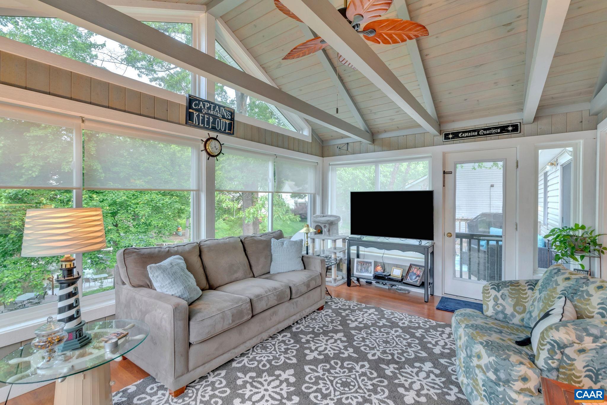 LAKE MONTICELLO - Residential