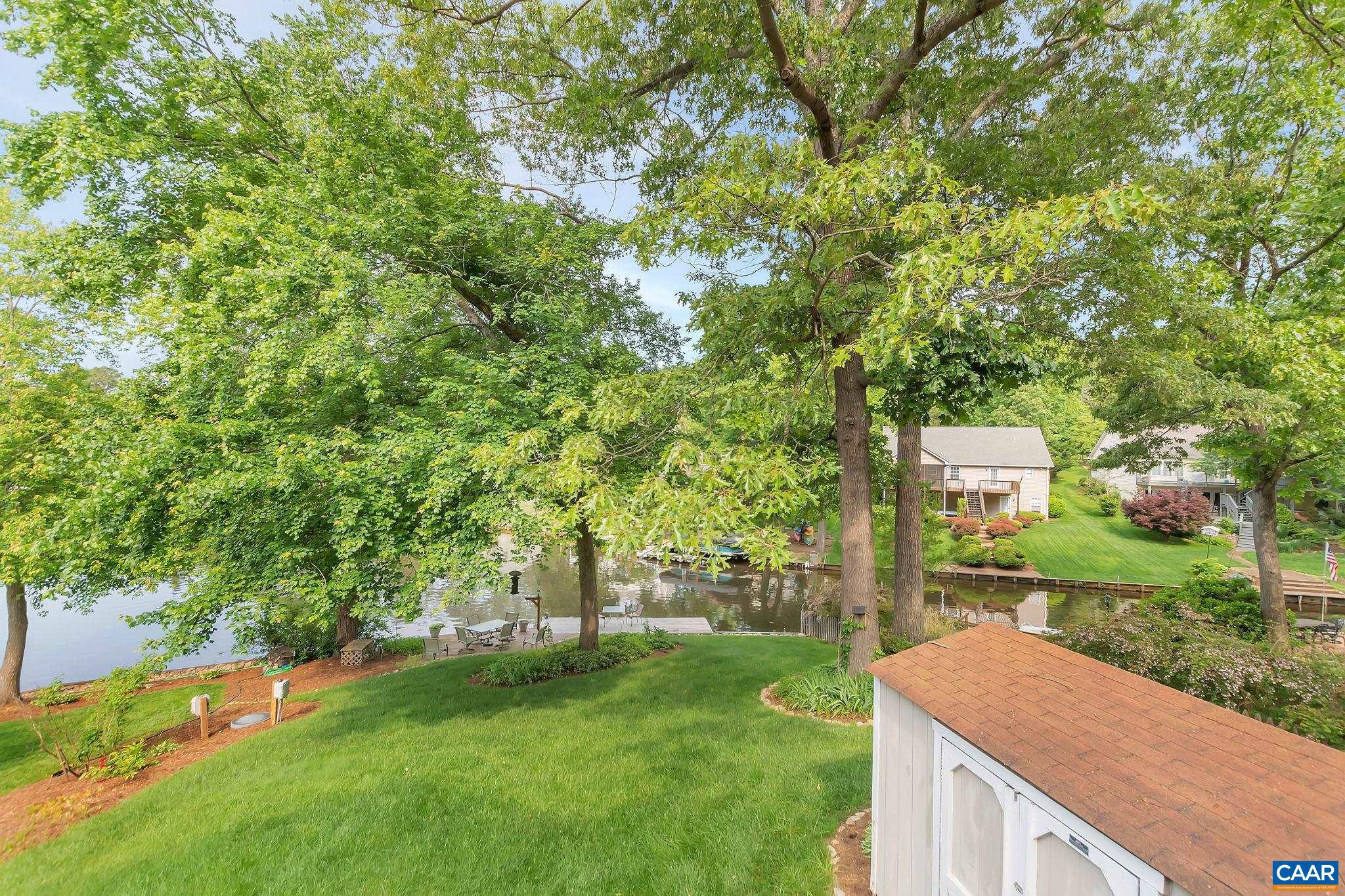 LAKE MONTICELLO - Residential