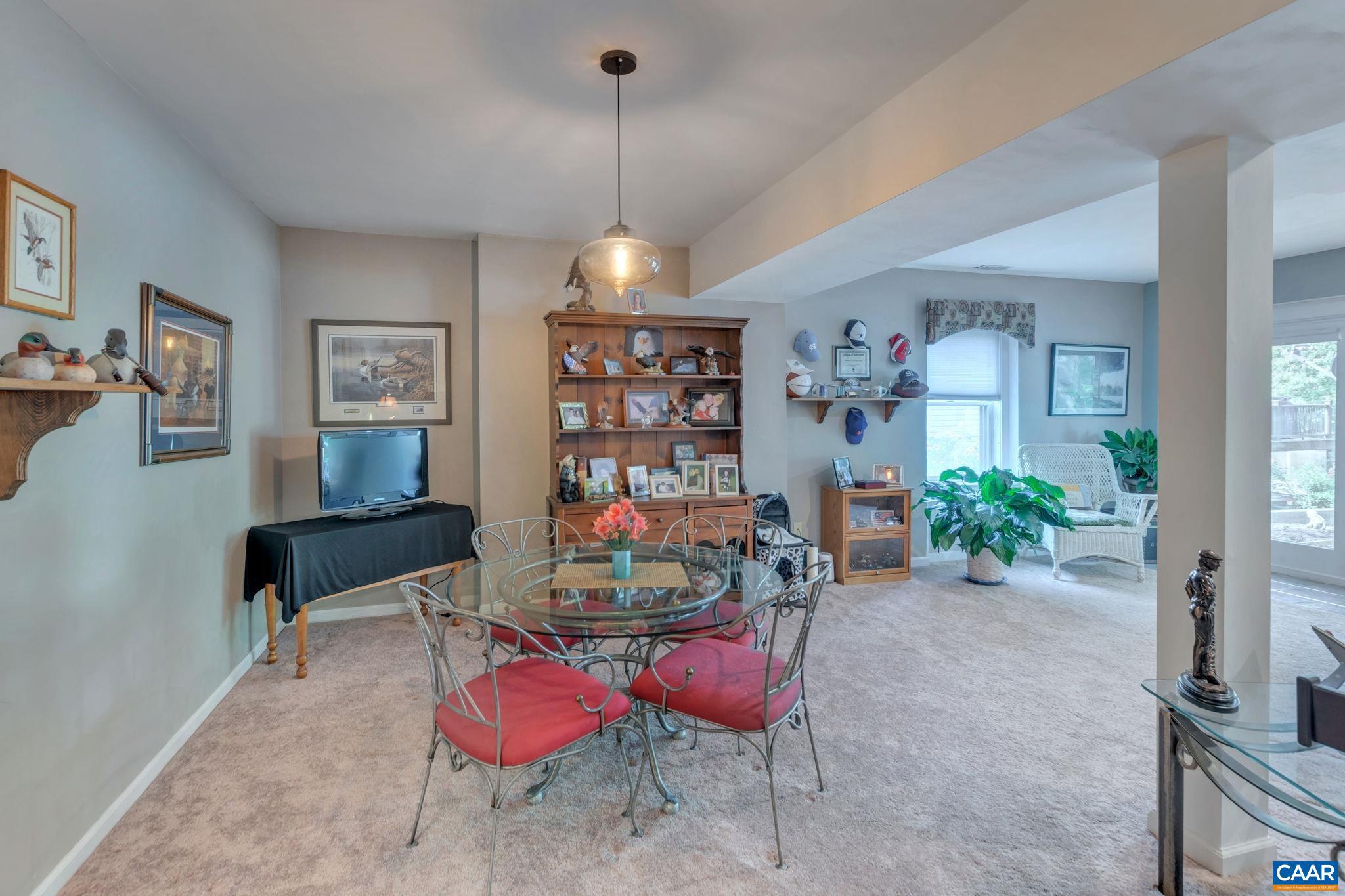 LAKE MONTICELLO - Residential