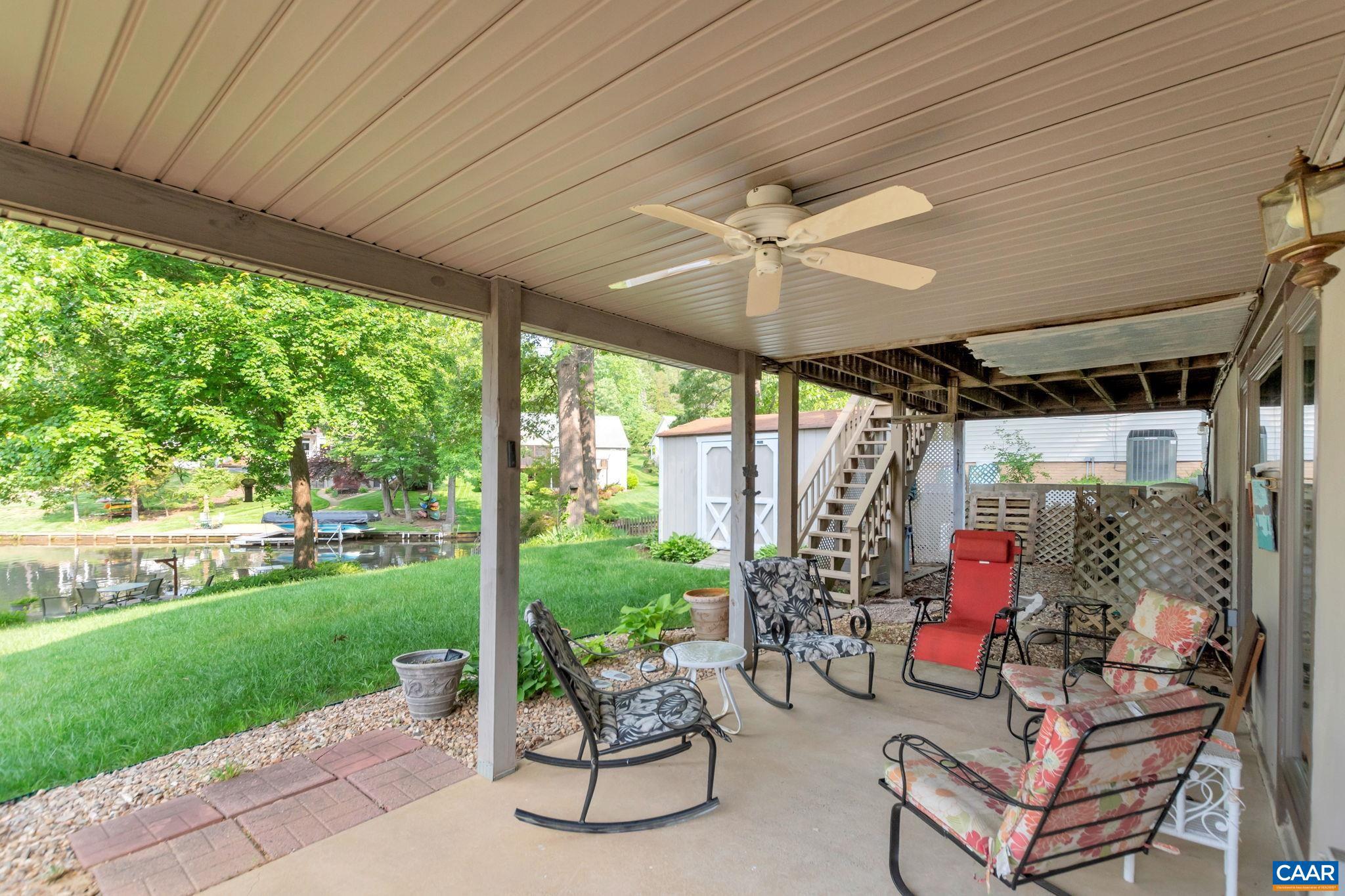 LAKE MONTICELLO - Residential