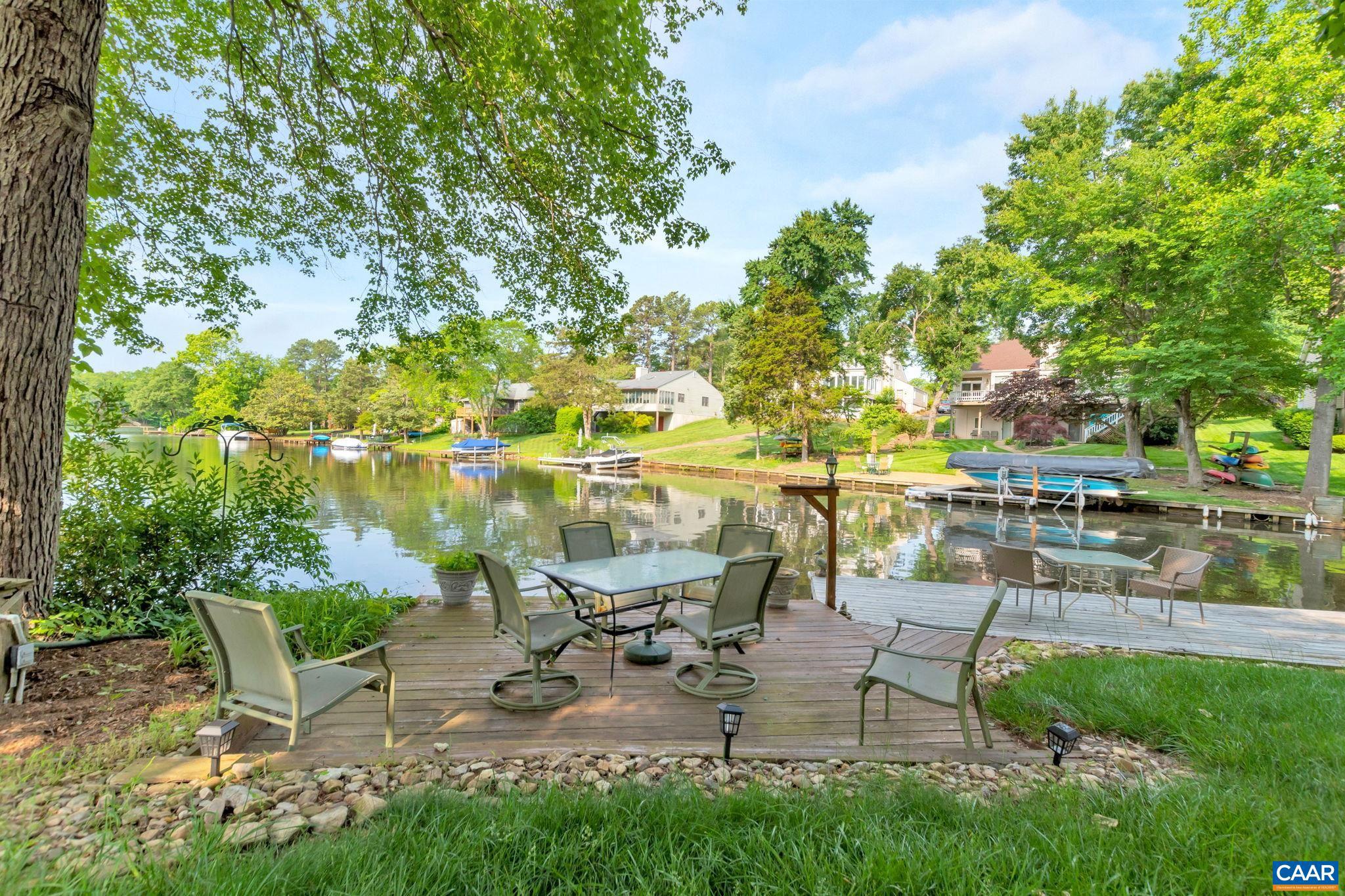 LAKE MONTICELLO - Residential