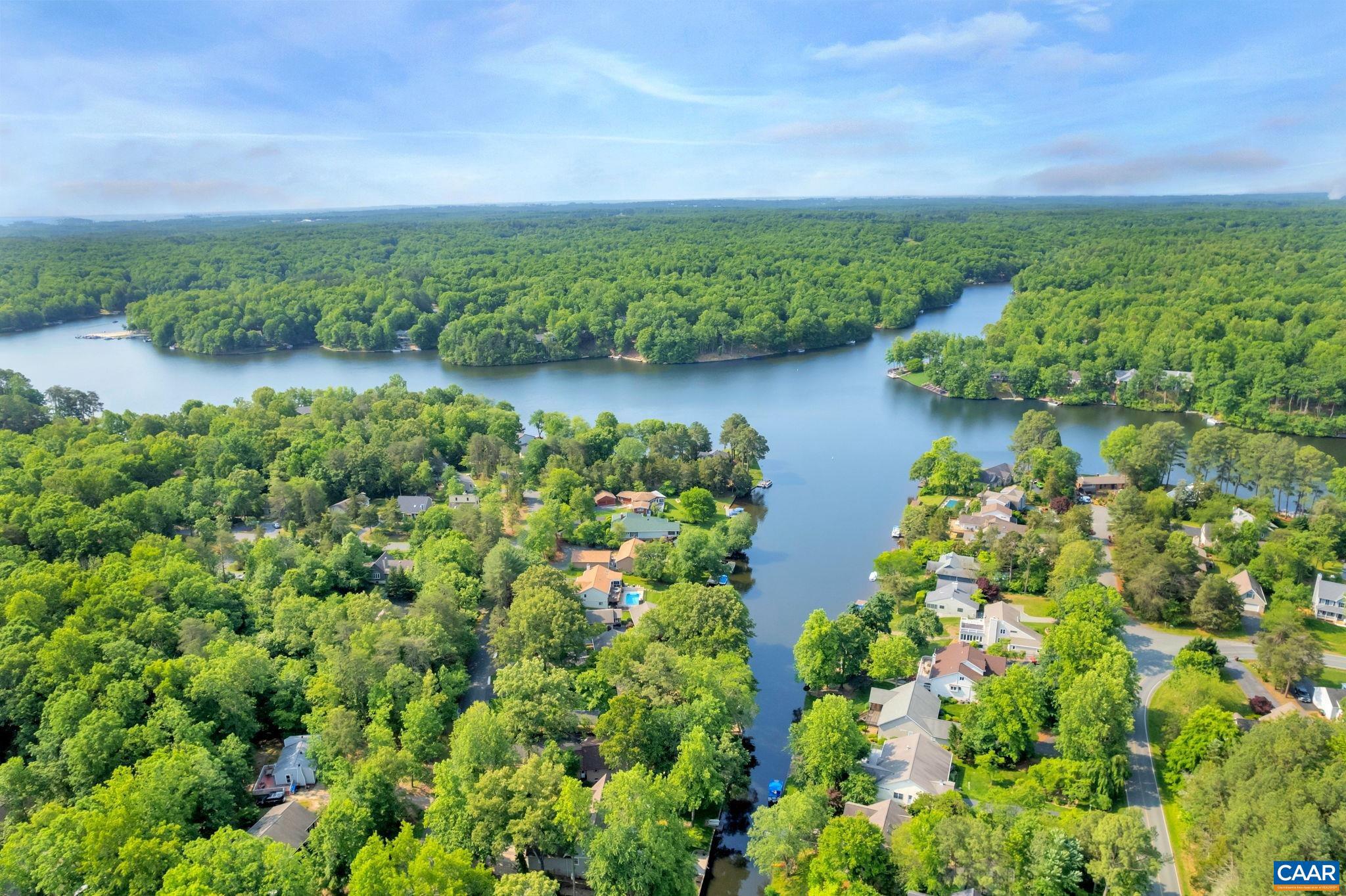 LAKE MONTICELLO - Residential