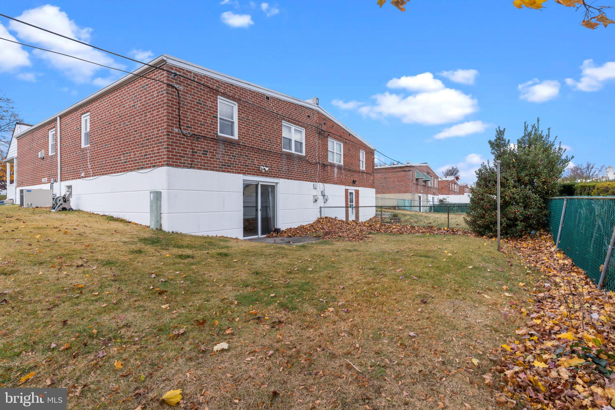 SOMERTON - Residential