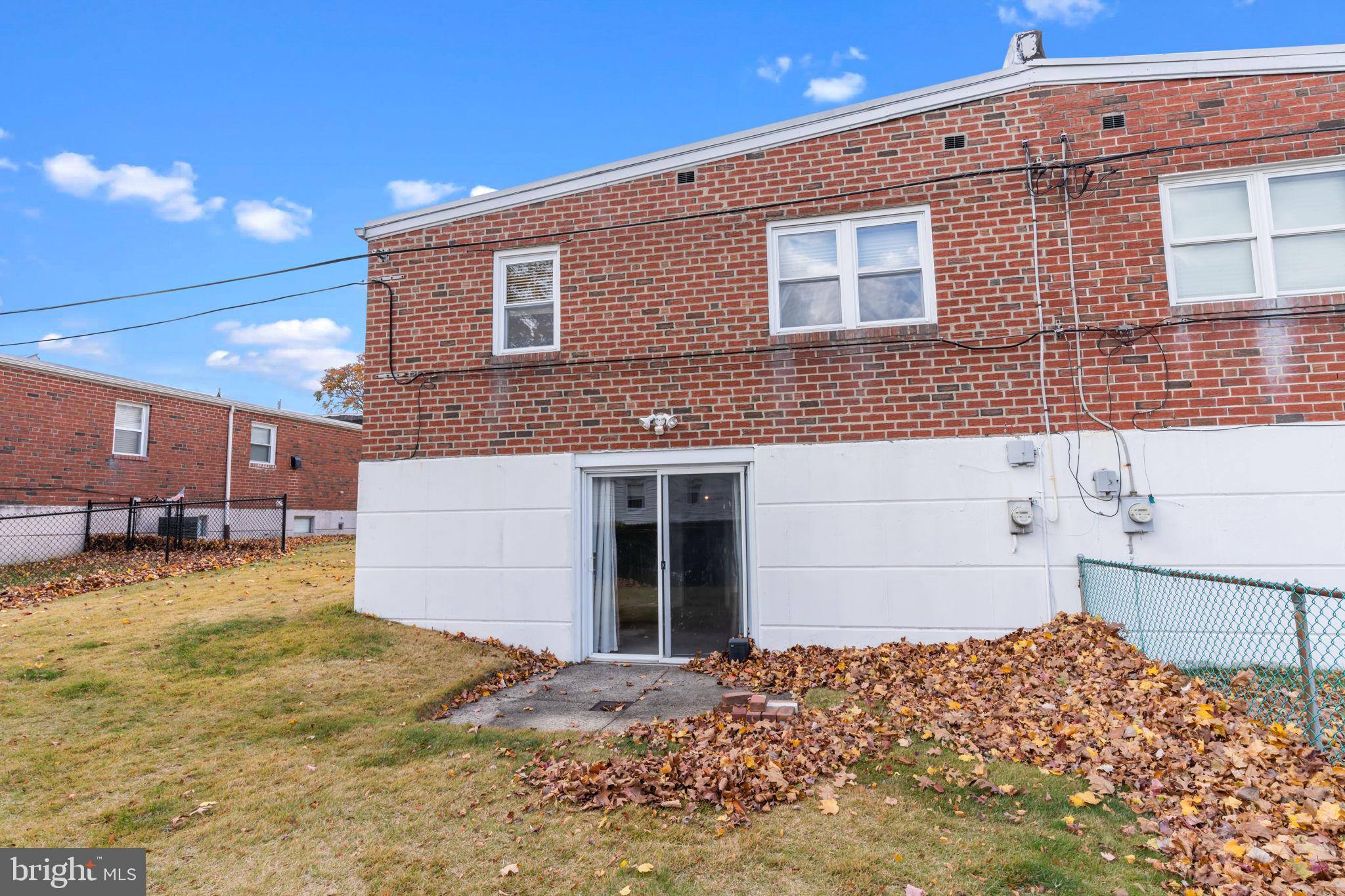 SOMERTON - Residential