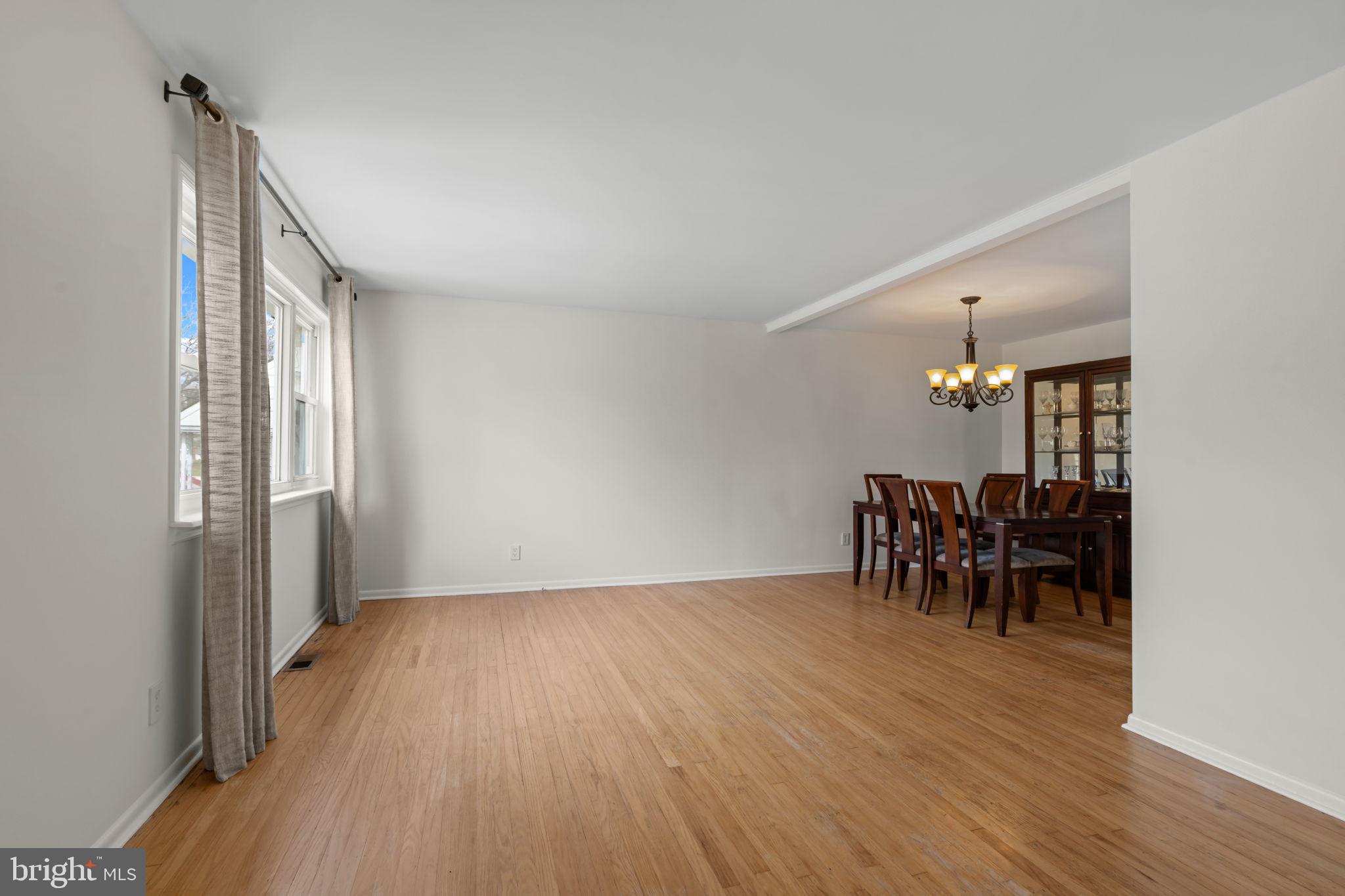 SOMERTON - Residential