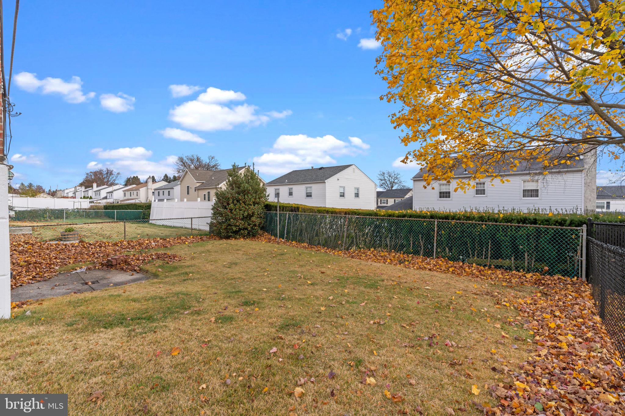 SOMERTON - Residential