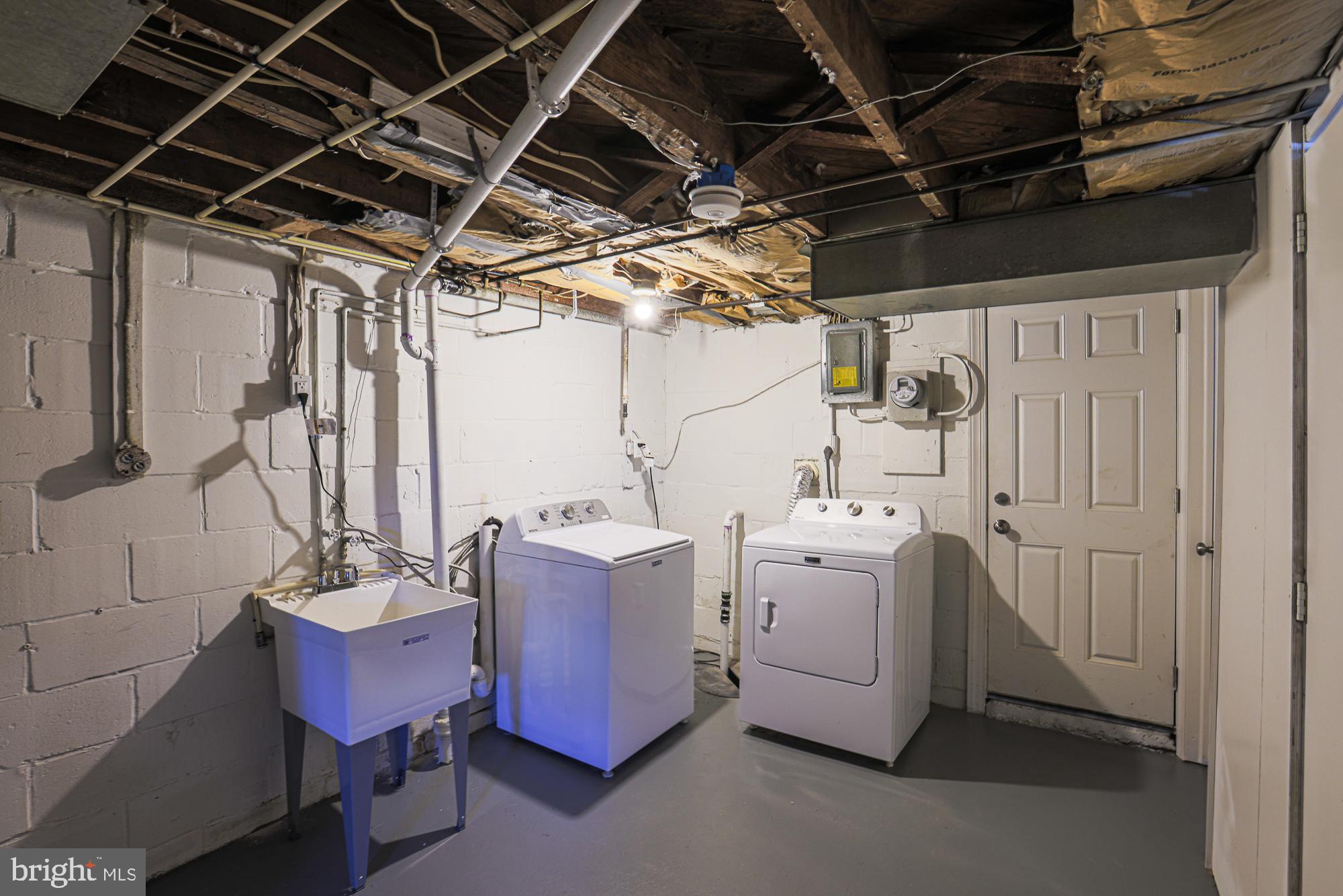 DUNDALK - Residential Lease