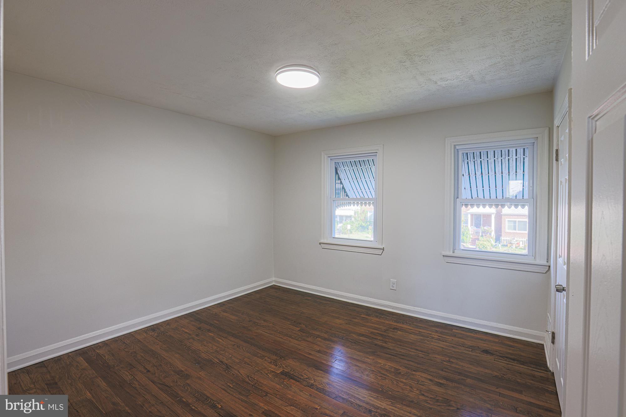 DUNDALK - Residential Lease