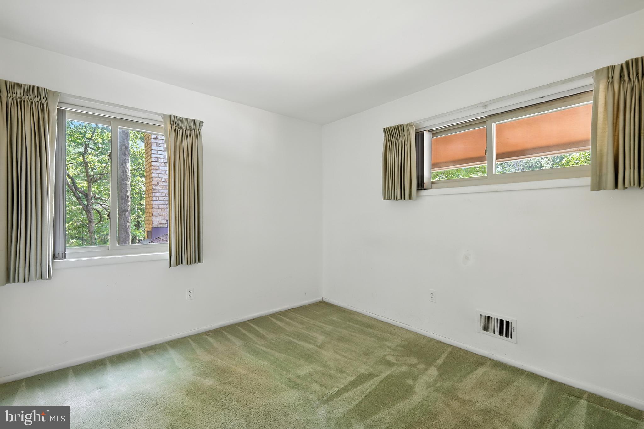 SWANSFIELD - Residential