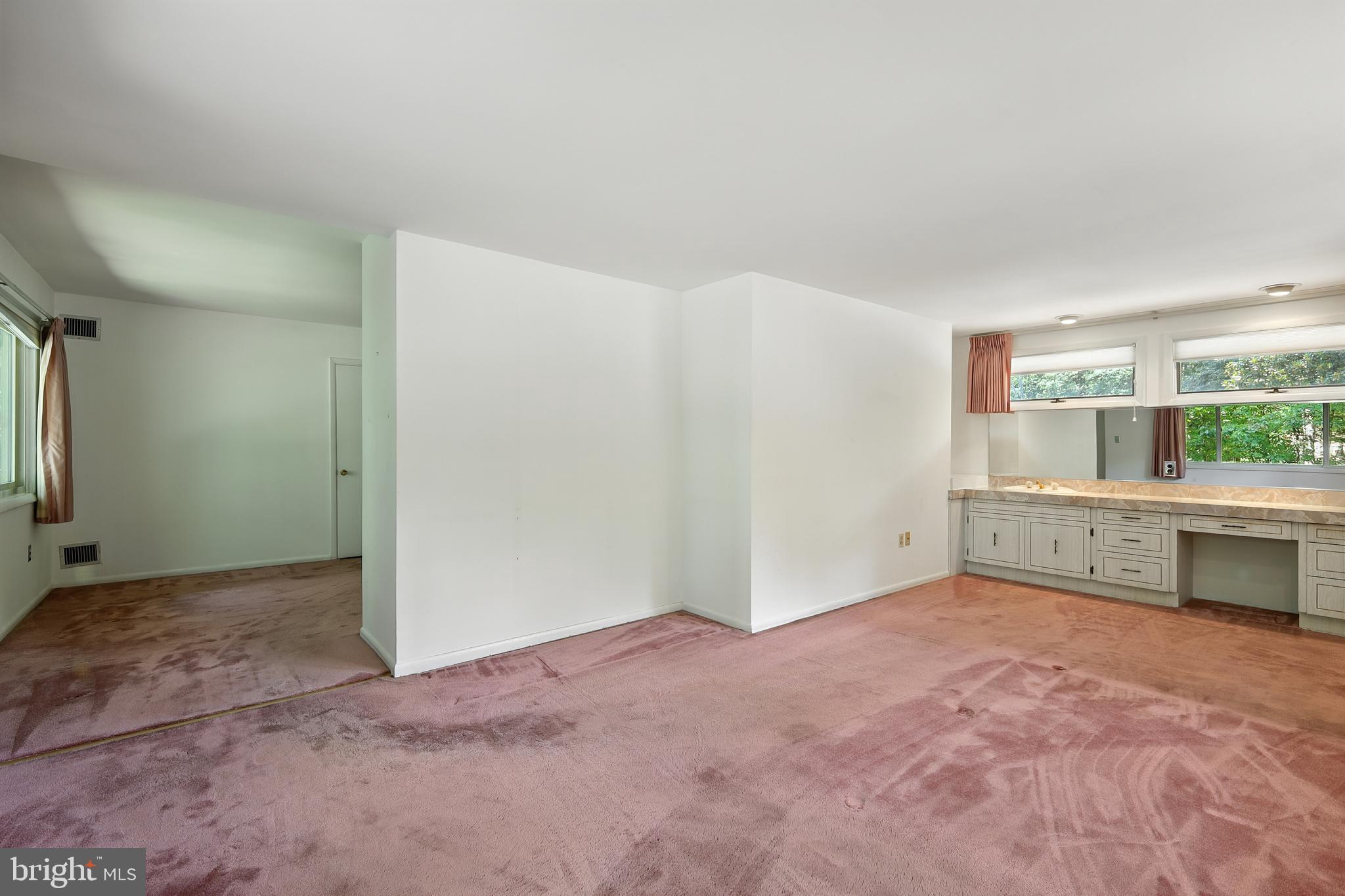 SWANSFIELD - Residential