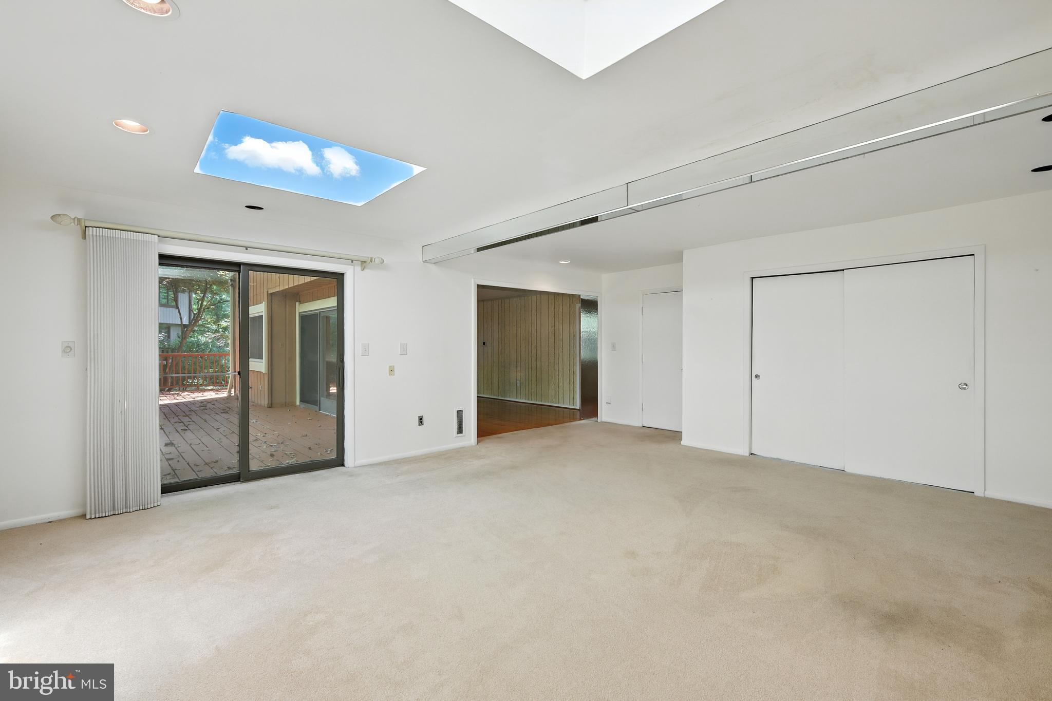 SWANSFIELD - Residential