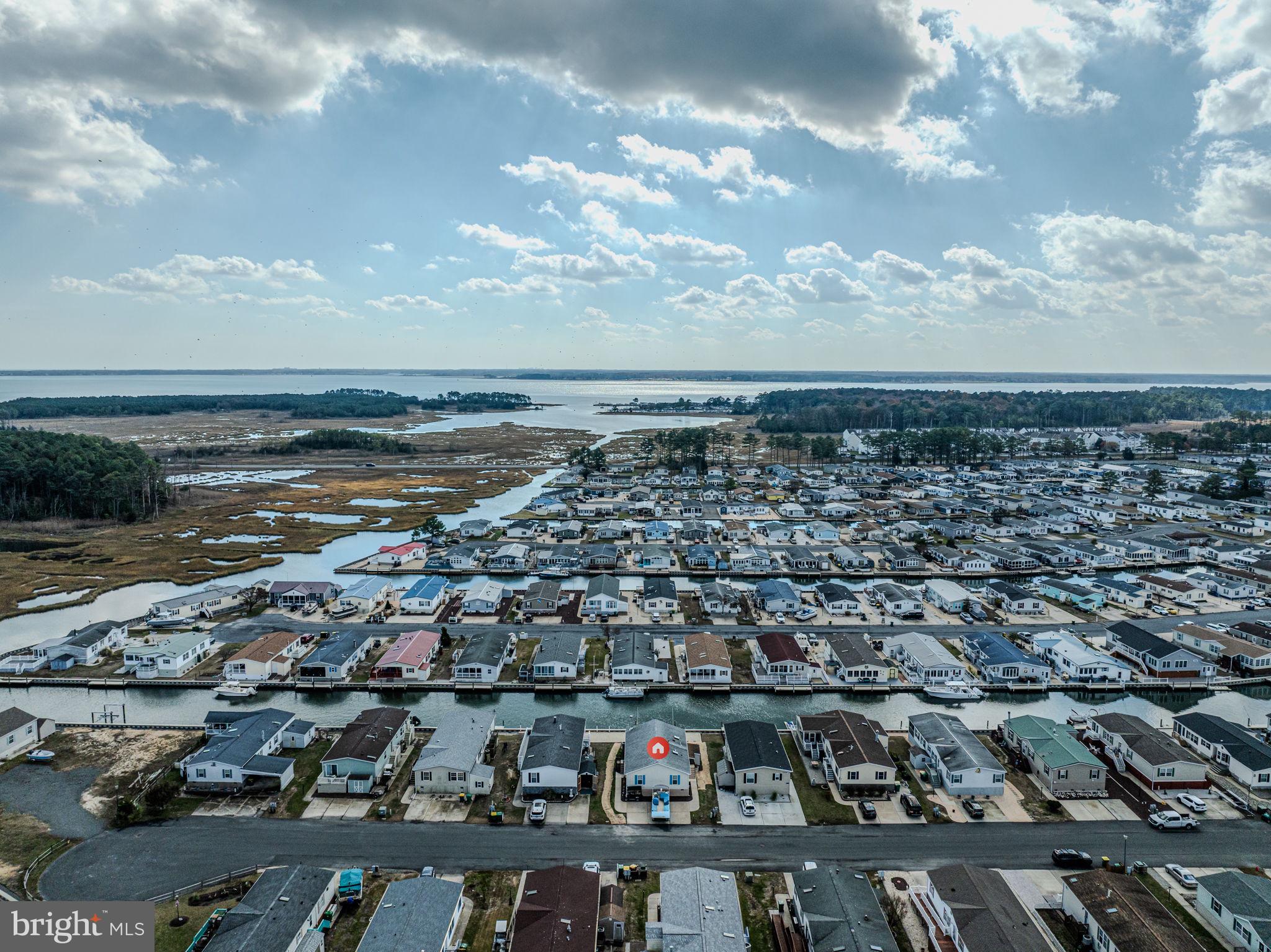MARINERS COVE - Residential
