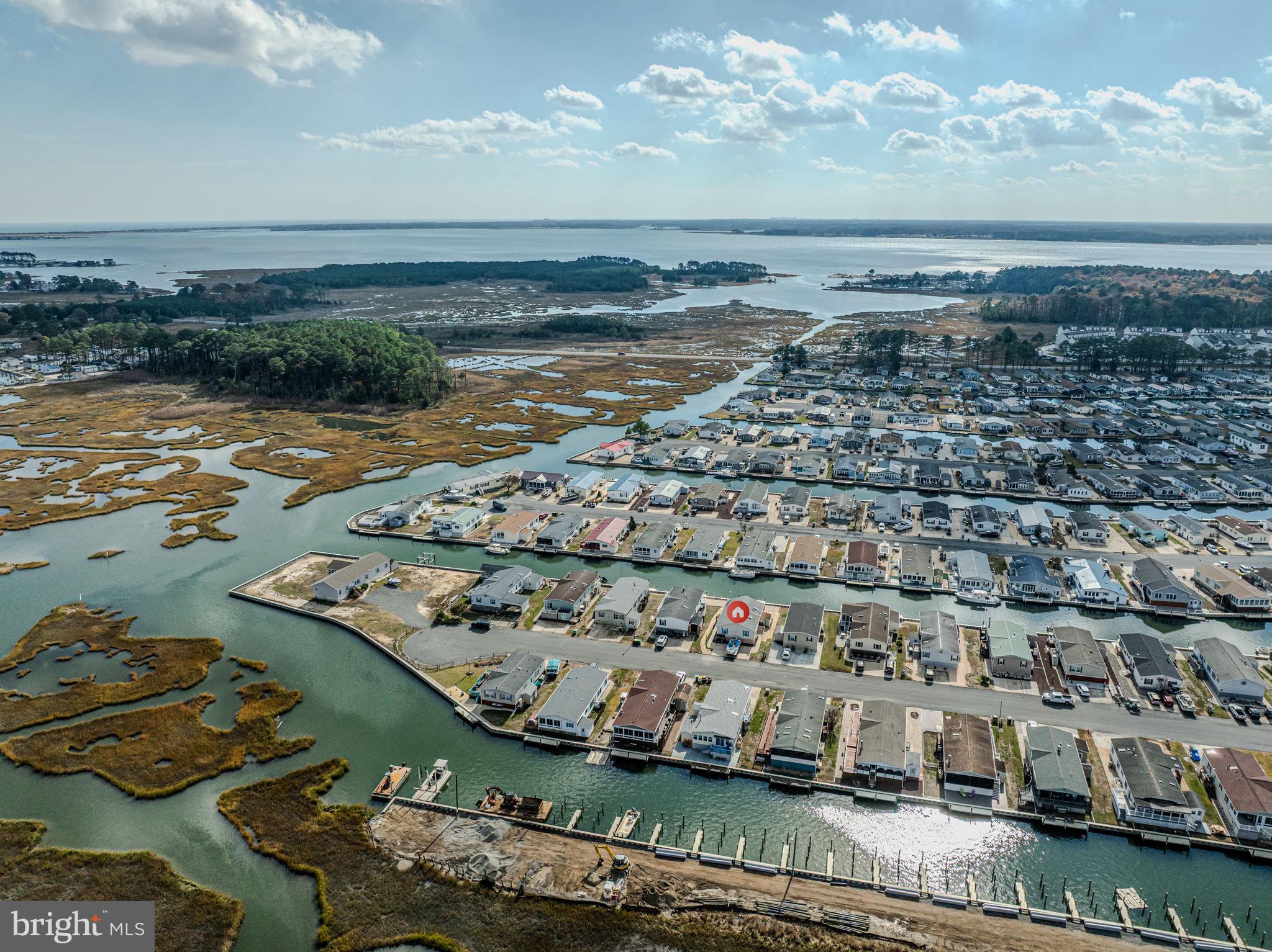 MARINERS COVE - Residential