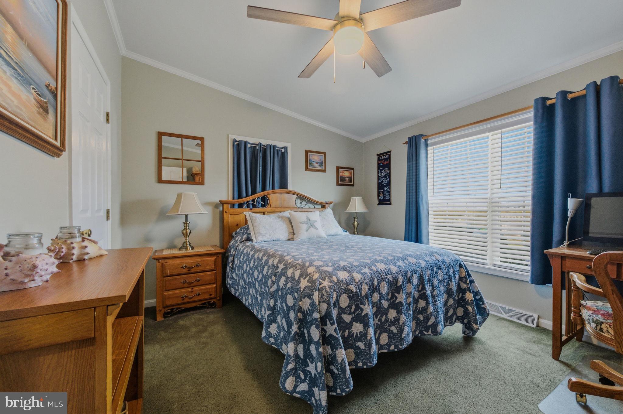 MARINERS COVE - Residential