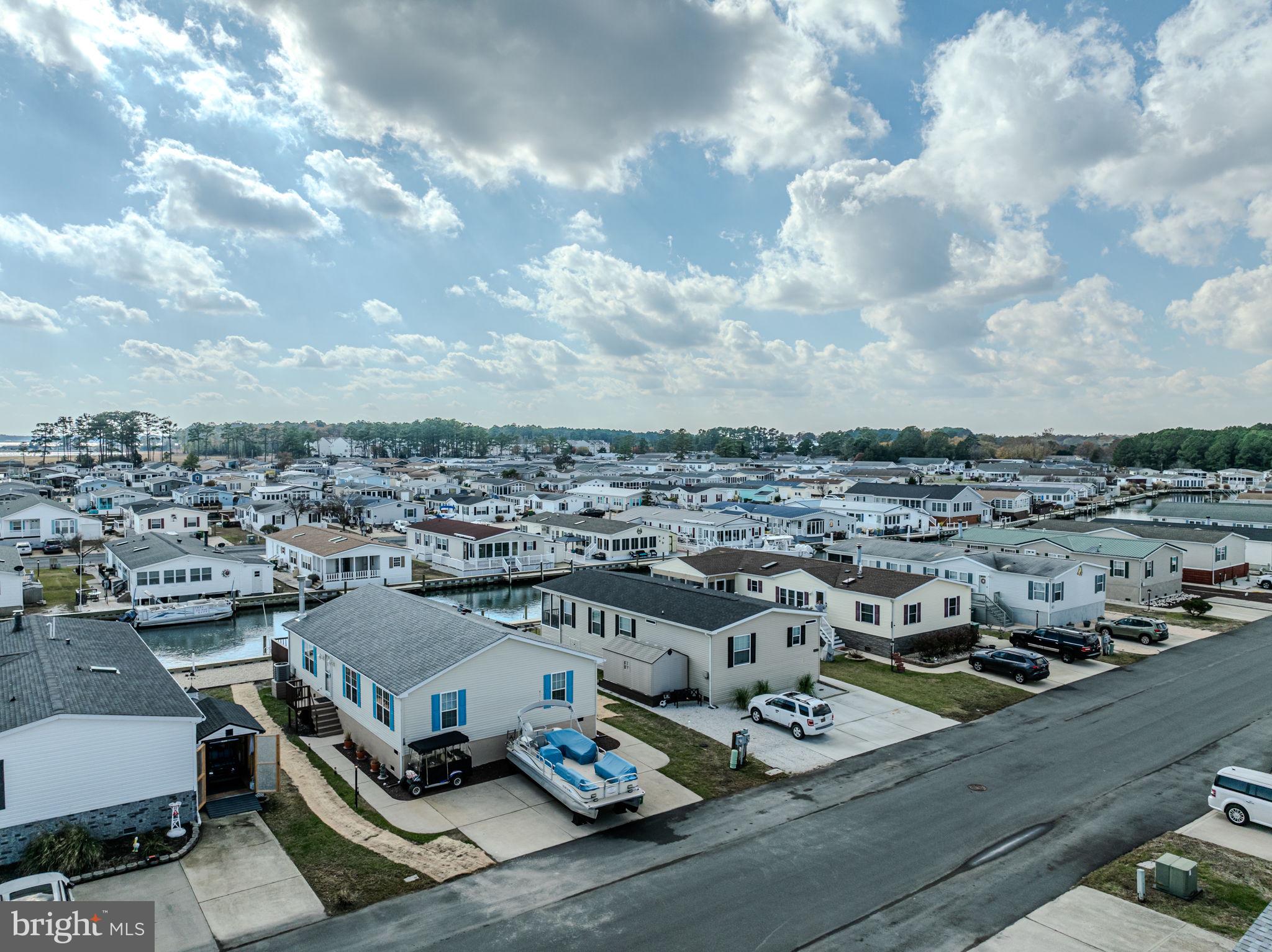 MARINERS COVE - Residential