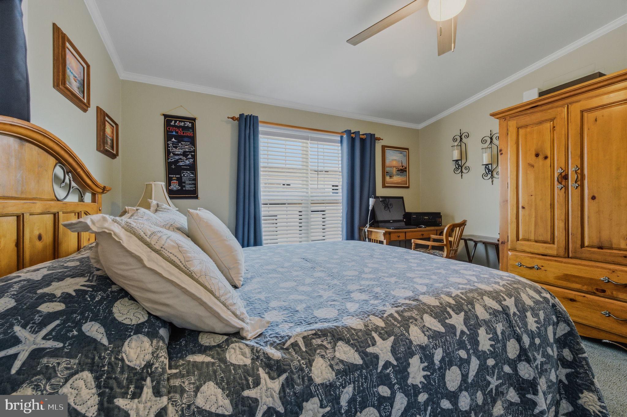 MARINERS COVE - Residential