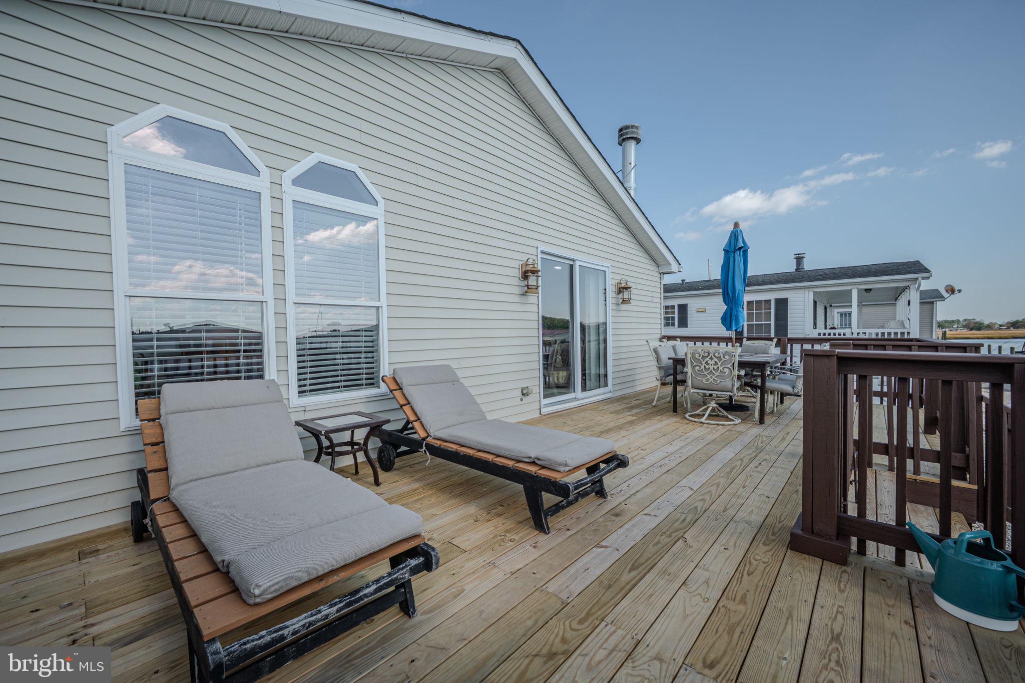 MARINERS COVE - Residential