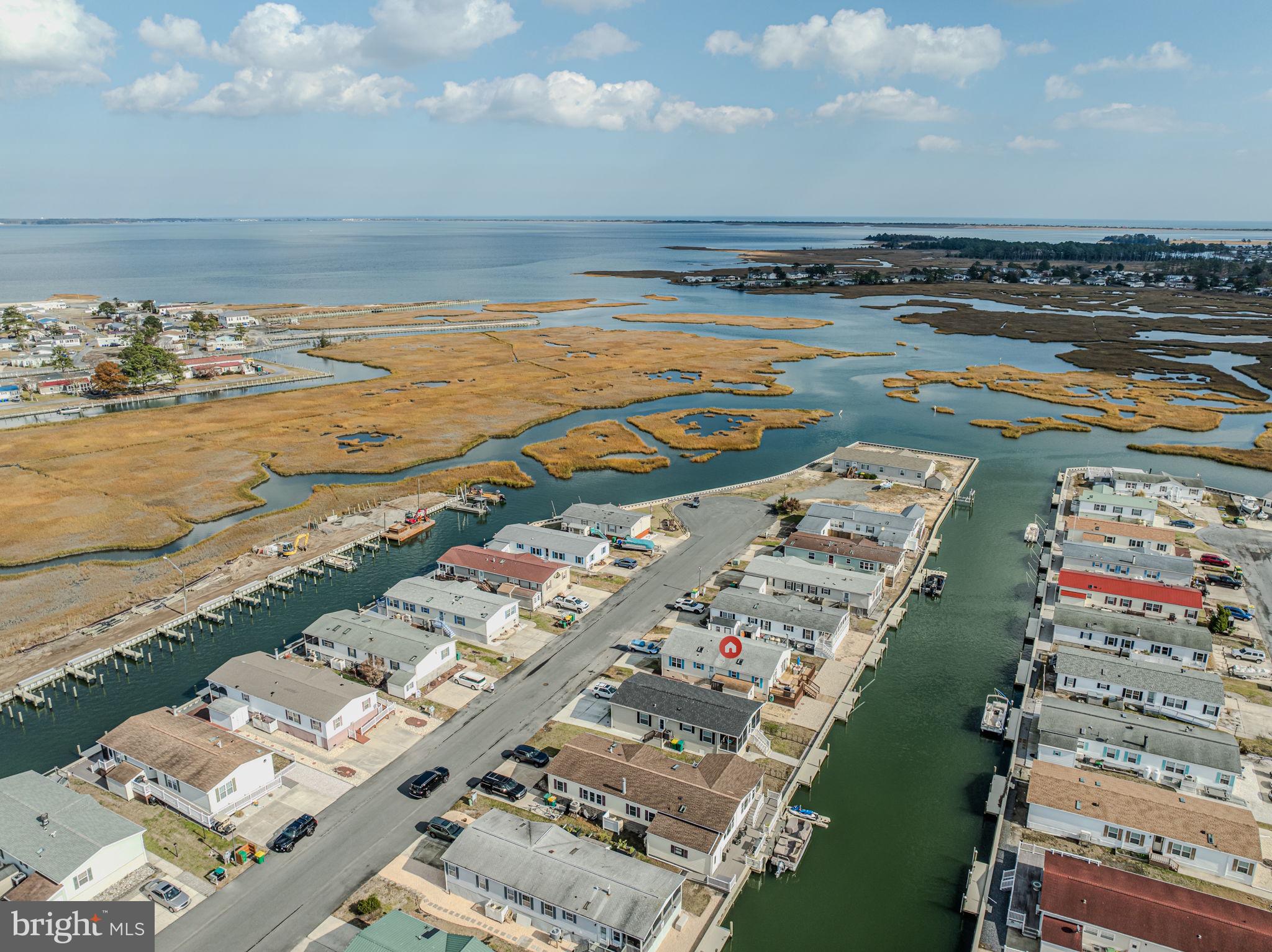 MARINERS COVE - Residential