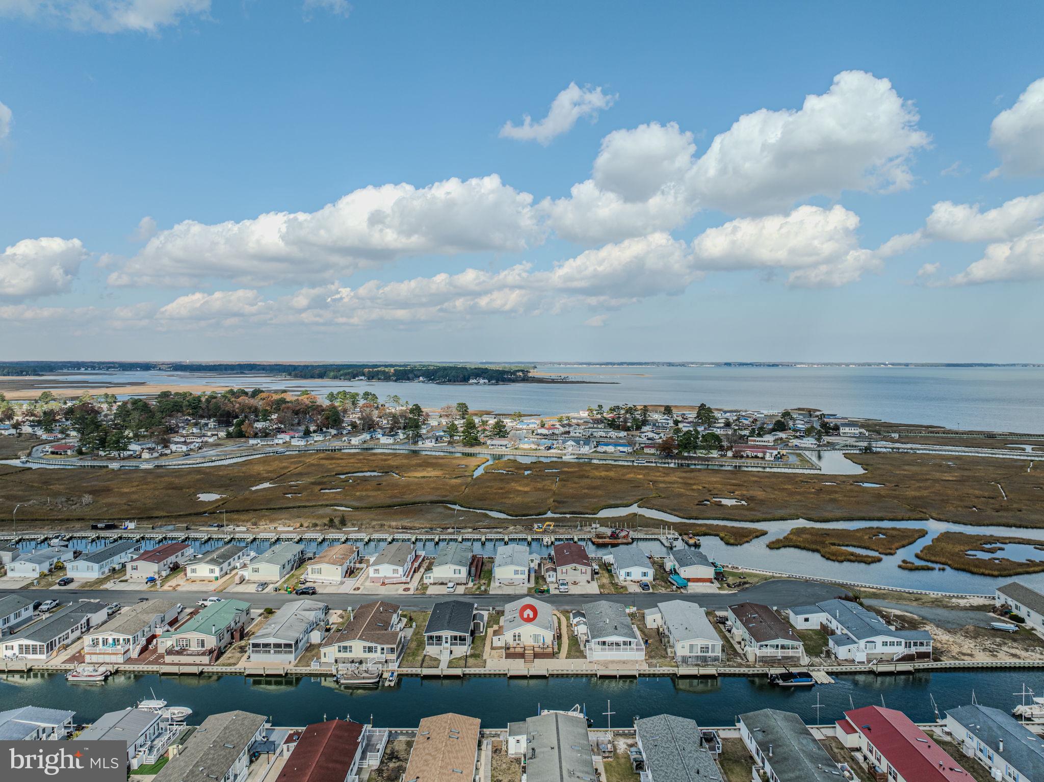 MARINERS COVE - Residential