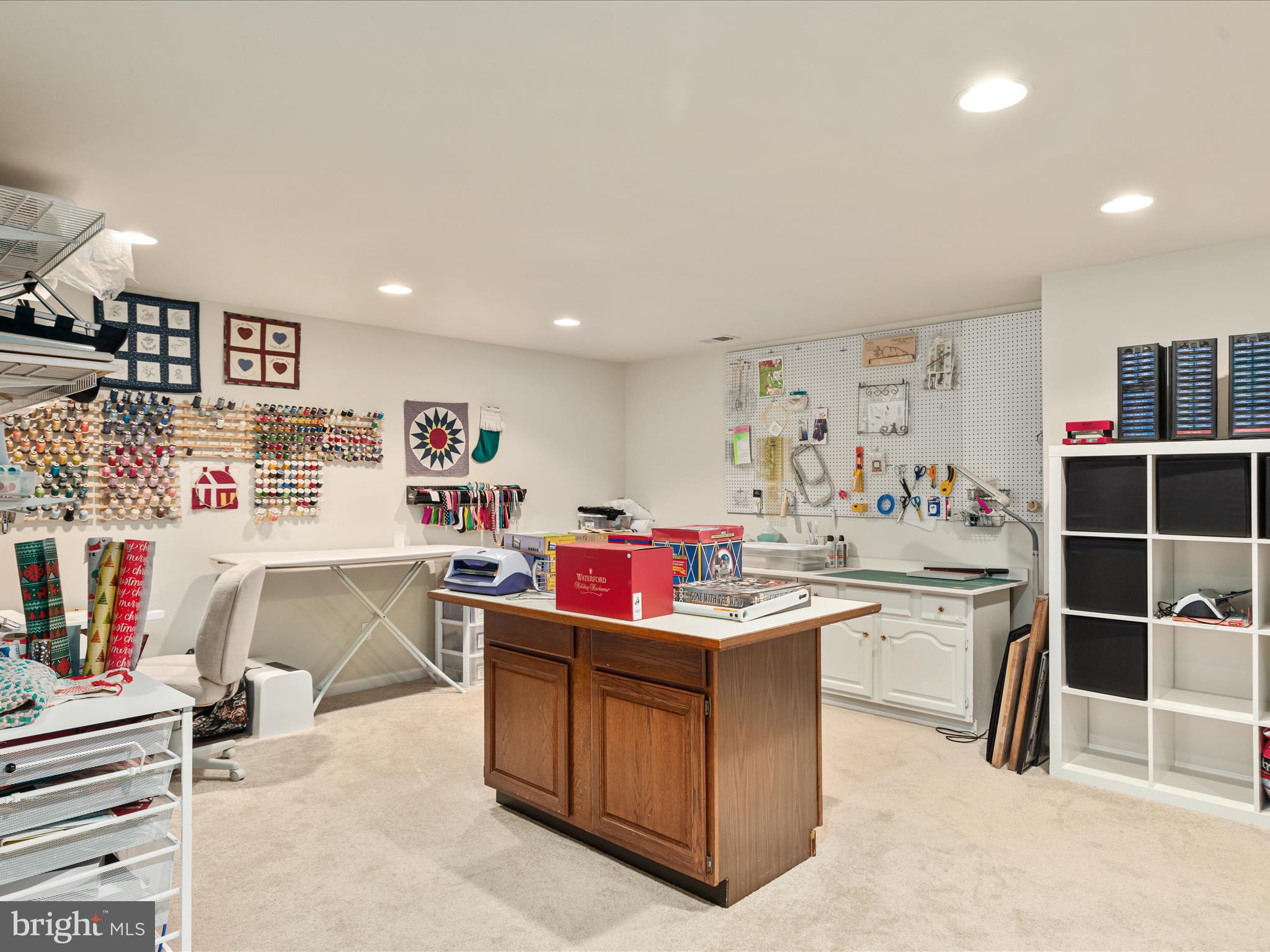 THE GUARDS - Residential