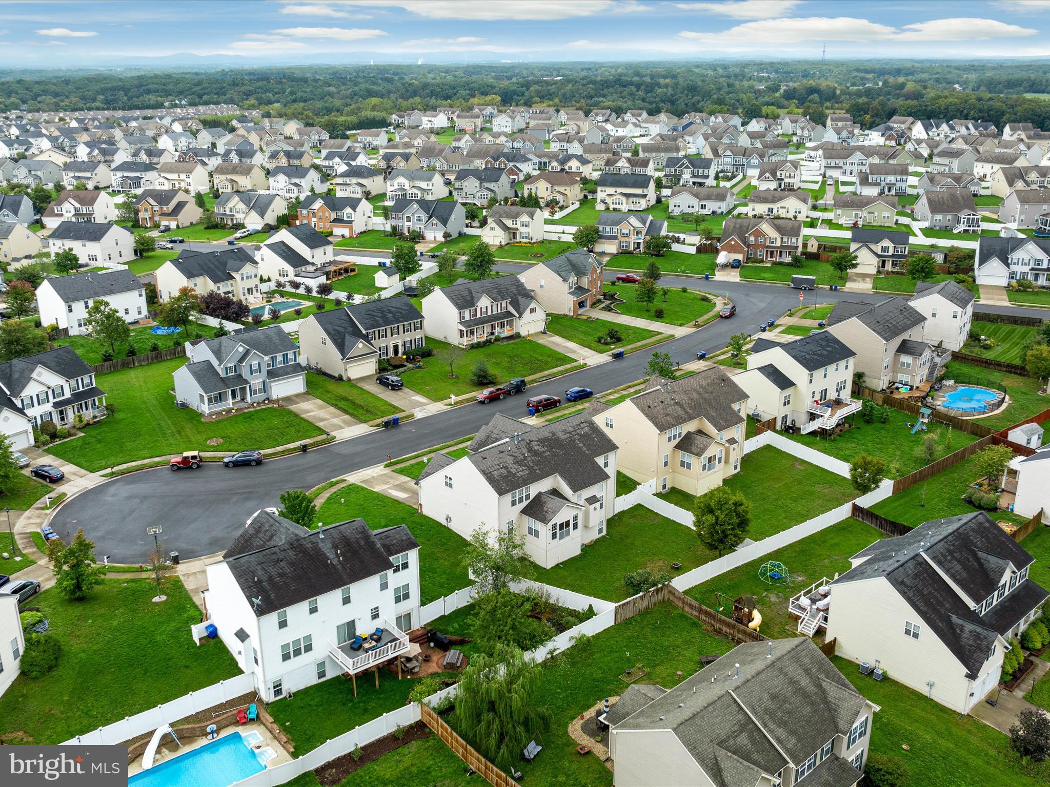 THE GUARDS - Residential