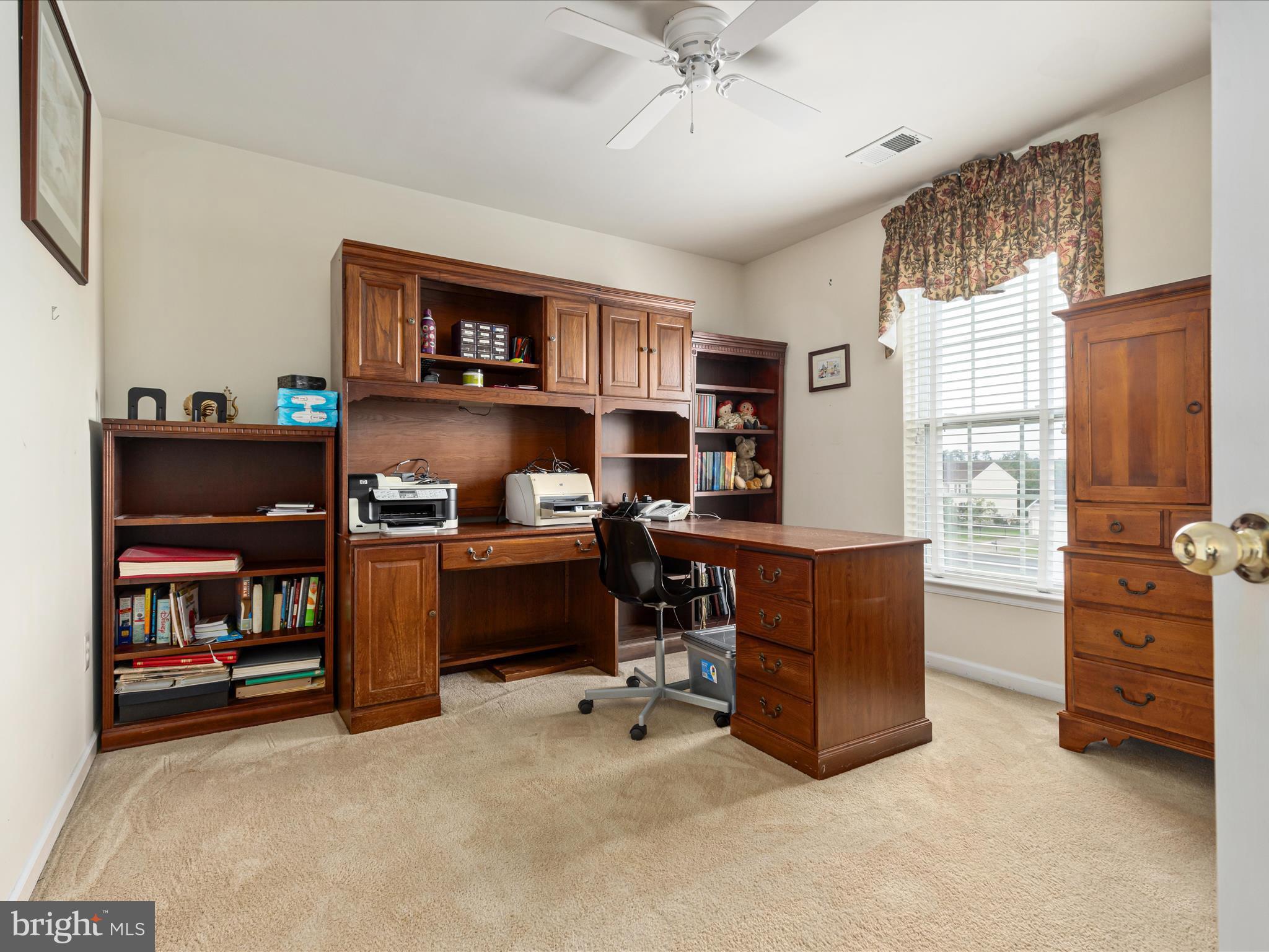 THE GUARDS - Residential