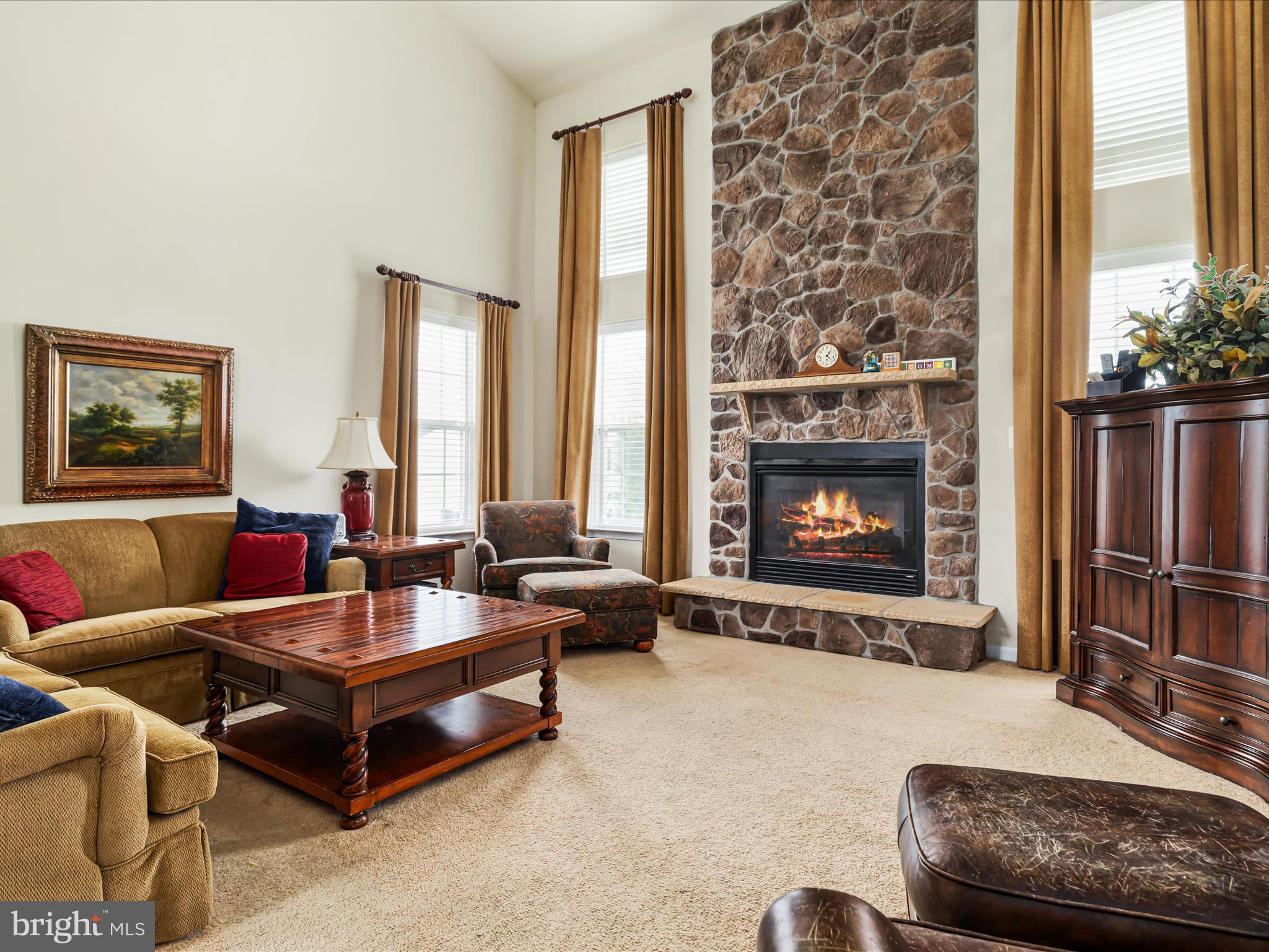 THE GUARDS - Residential