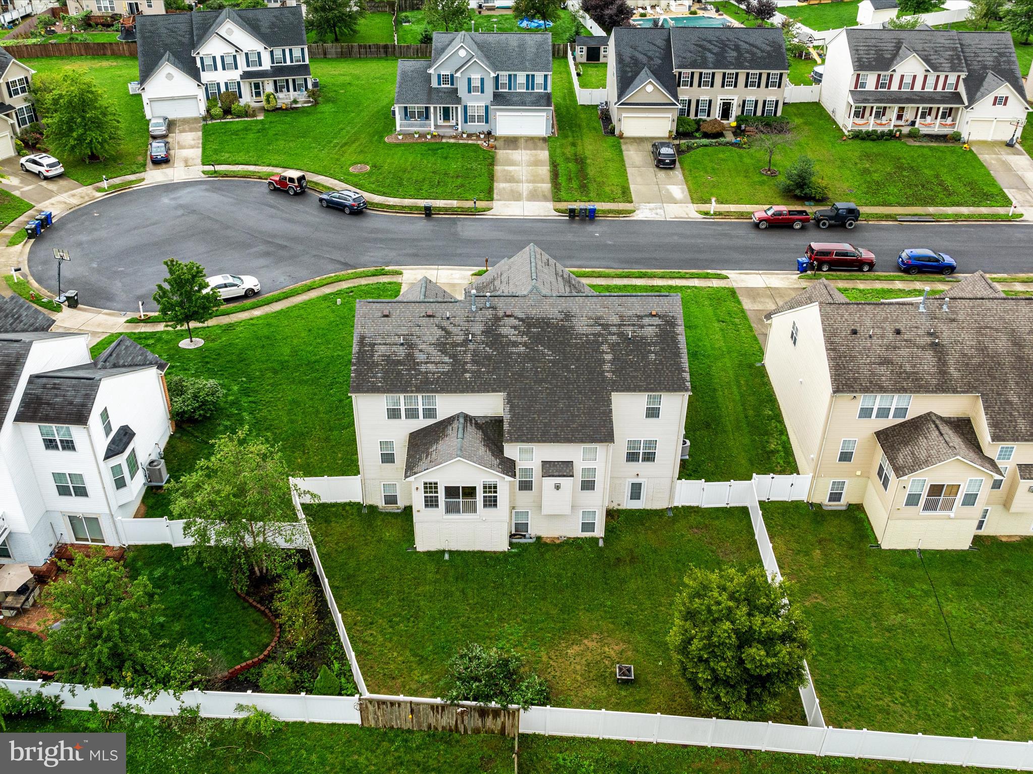 THE GUARDS - Residential