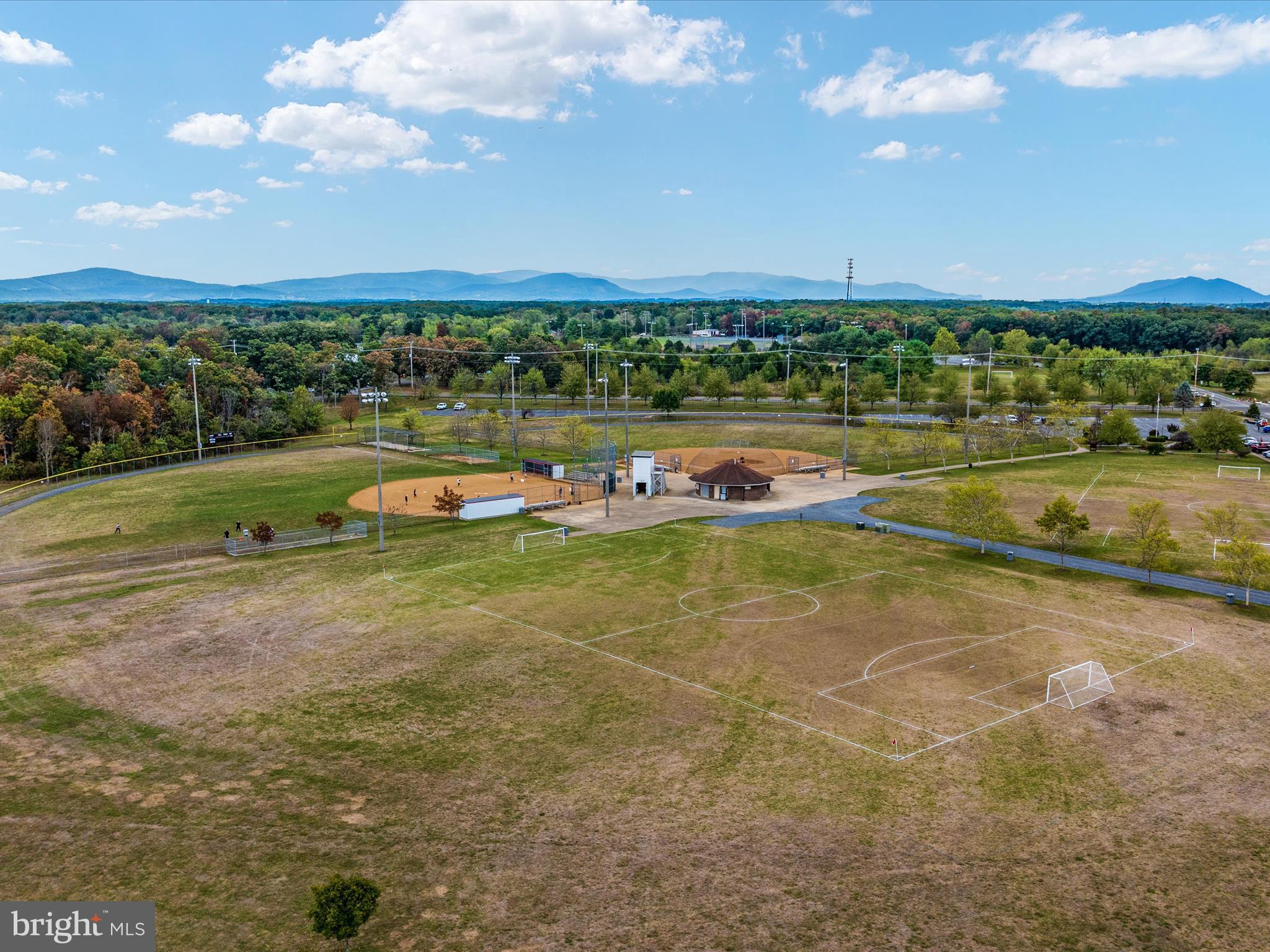 THE GUARDS - Residential