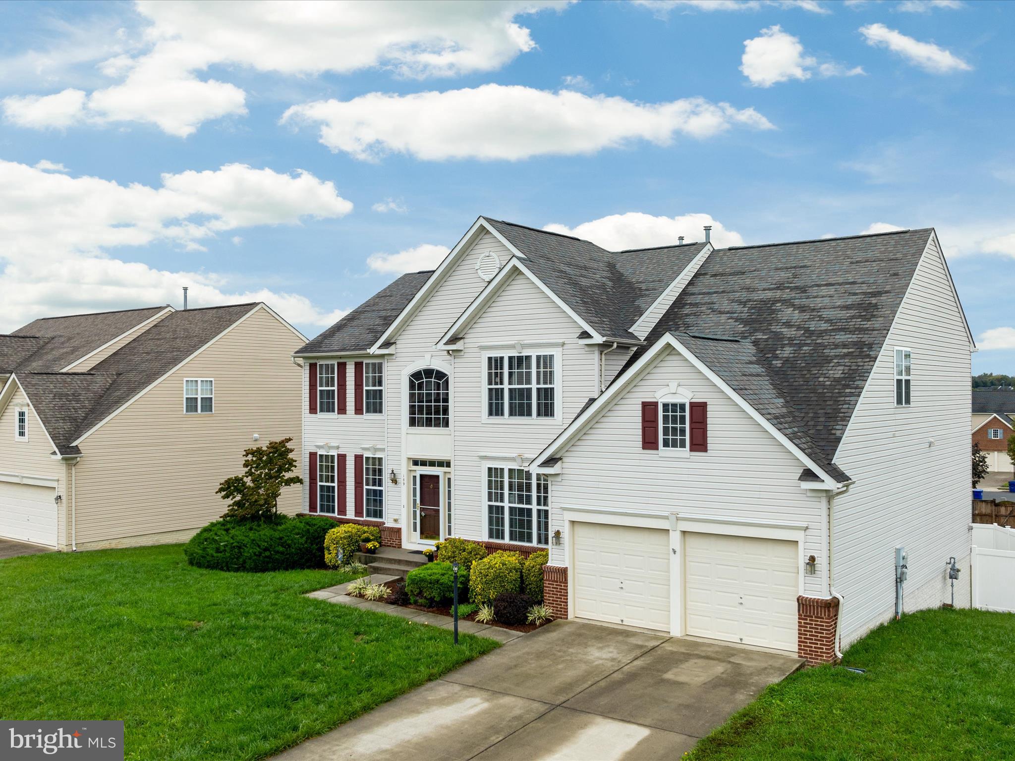 THE GUARDS - Residential