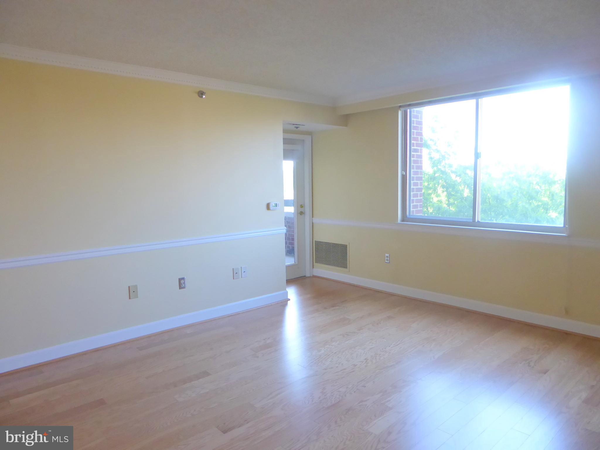 THE WILLIAMSBURG - Residential Lease