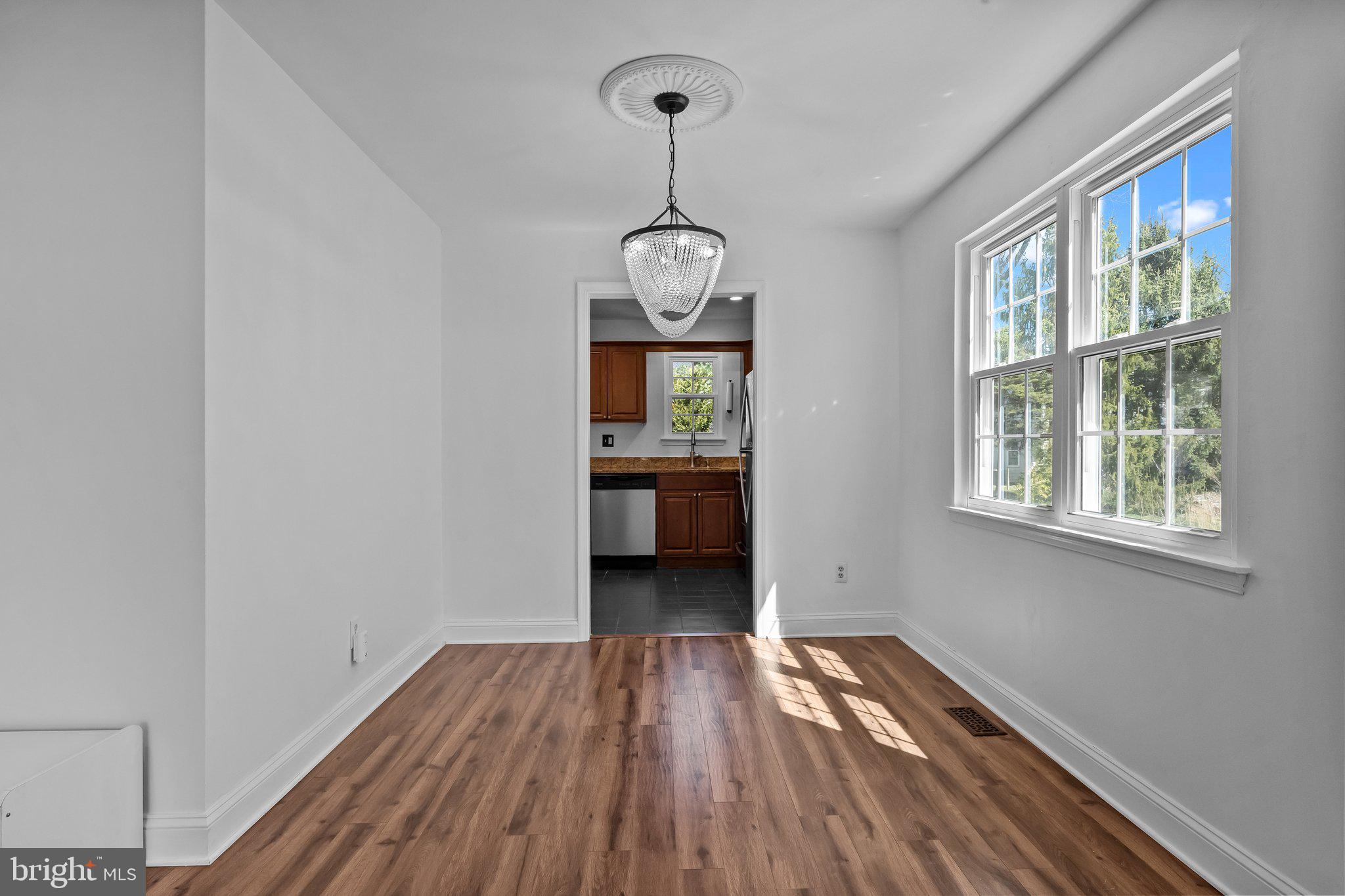 SANDY RIDGE TWINS - Residential Lease