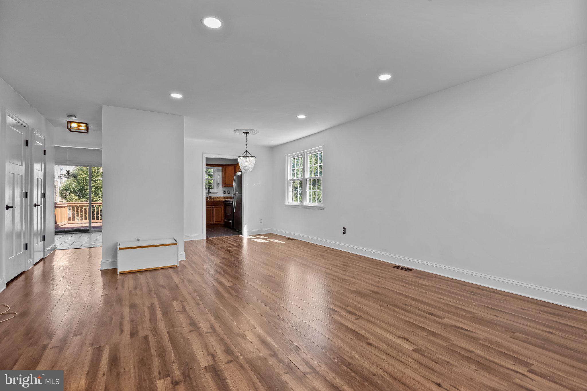 SANDY RIDGE TWINS - Residential Lease