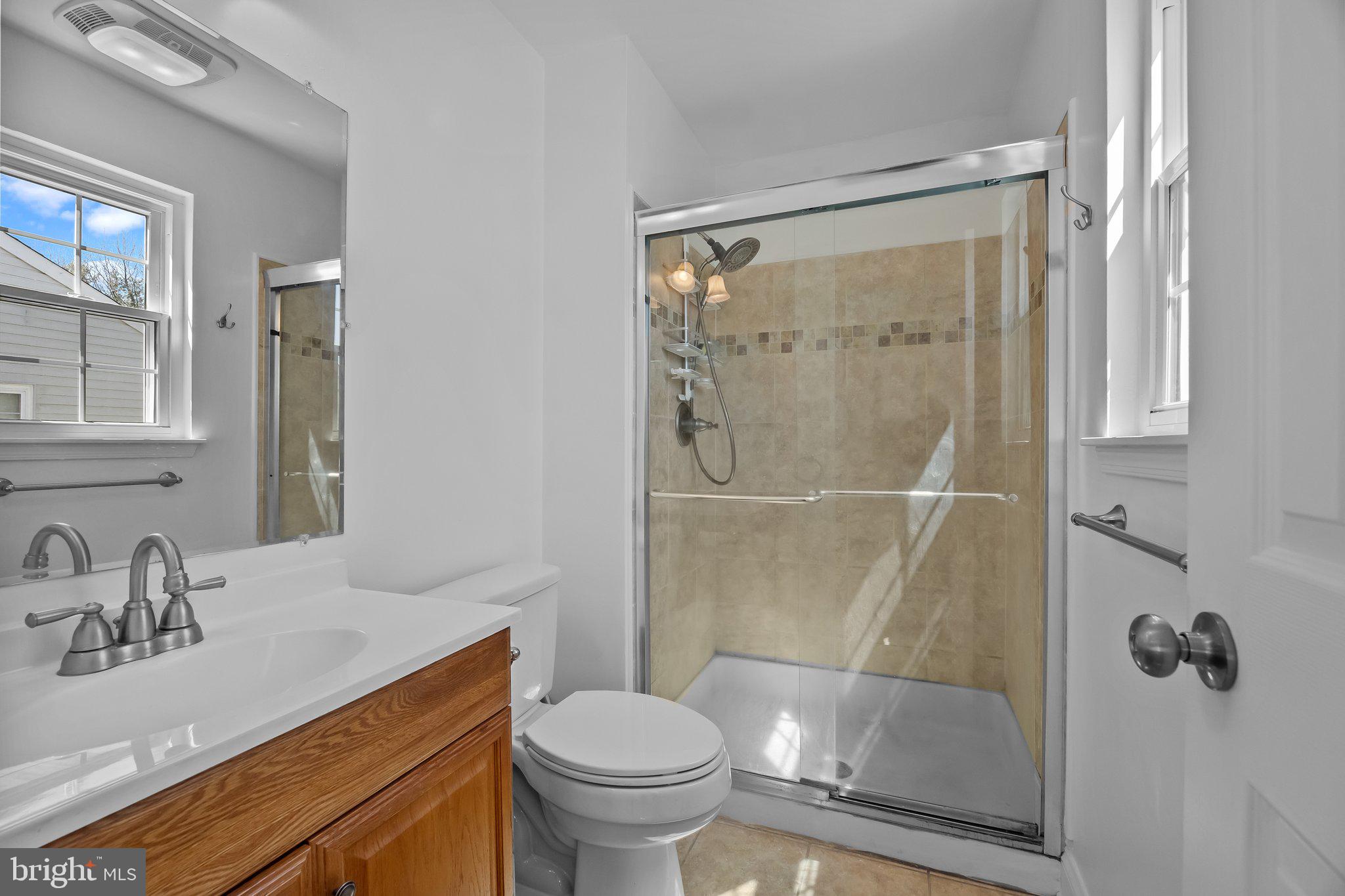 SANDY RIDGE TWINS - Residential Lease