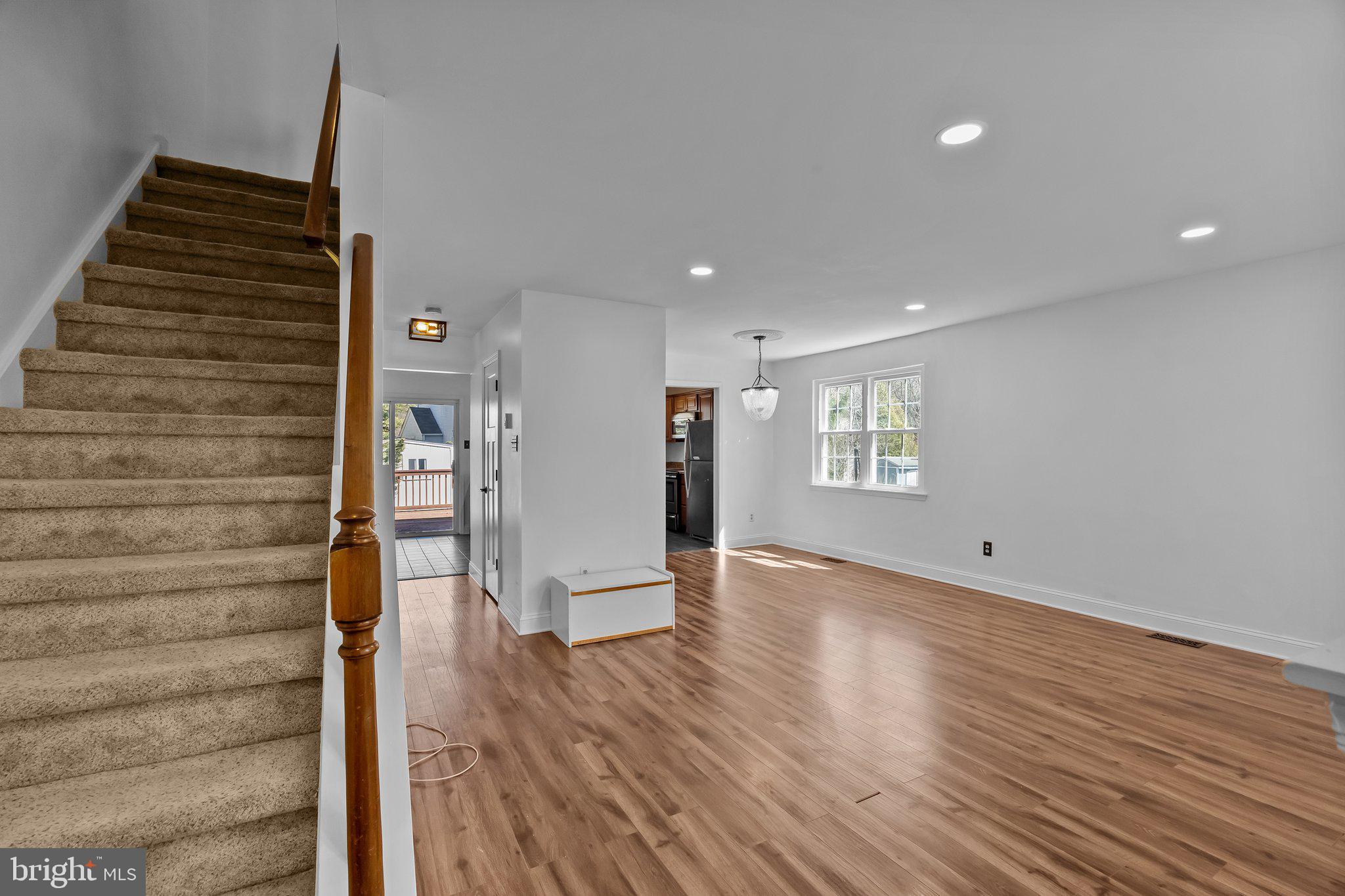 SANDY RIDGE TWINS - Residential Lease