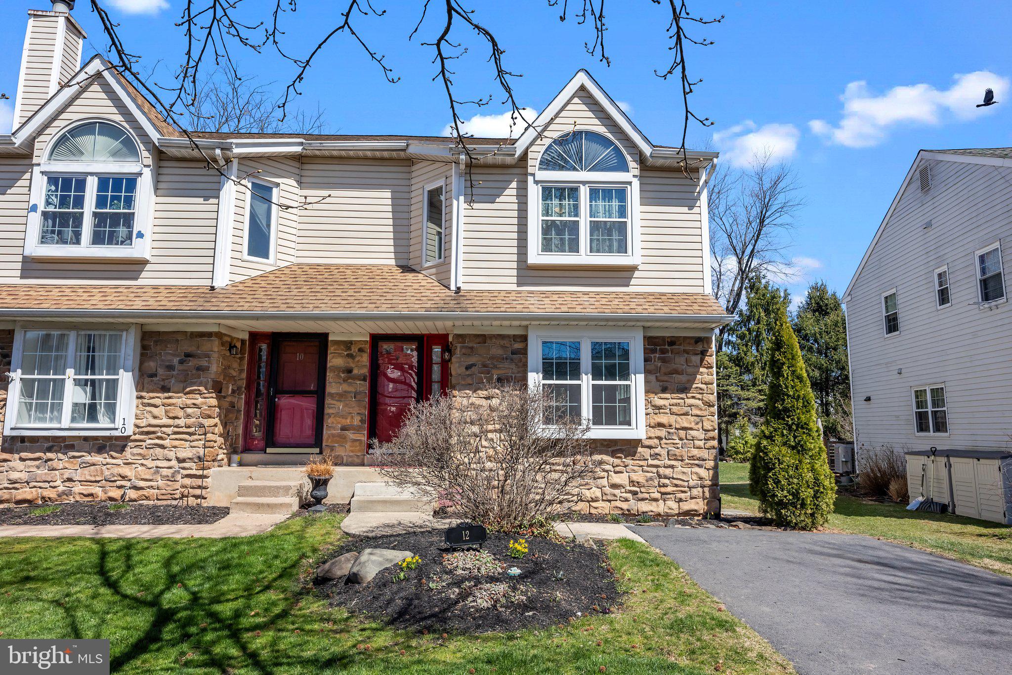 SANDY RIDGE TWINS - Residential Lease