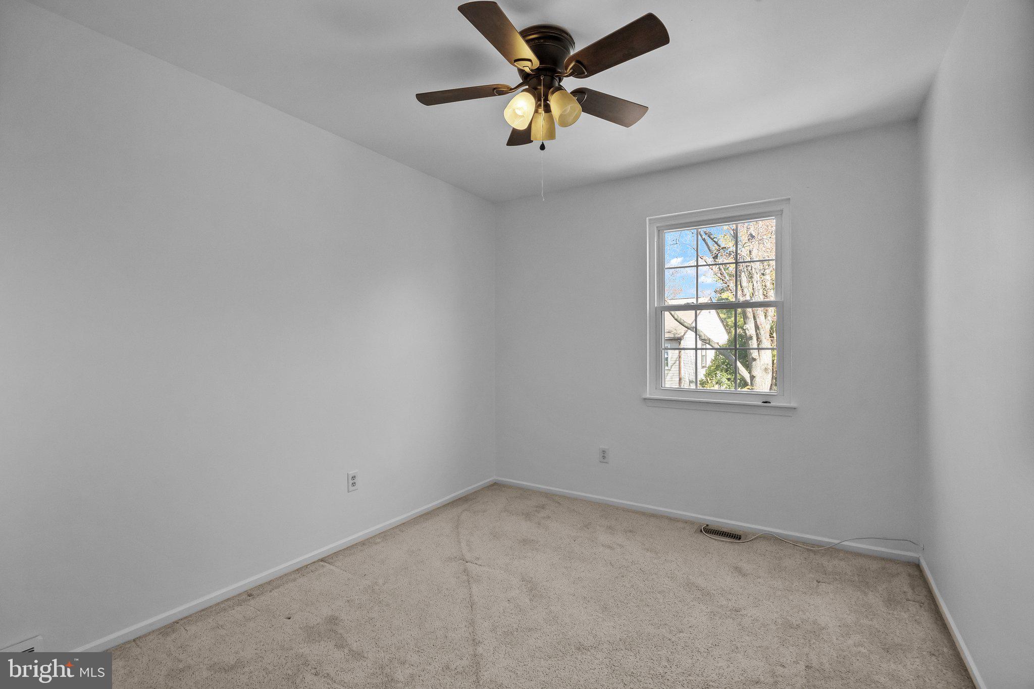 SANDY RIDGE TWINS - Residential Lease