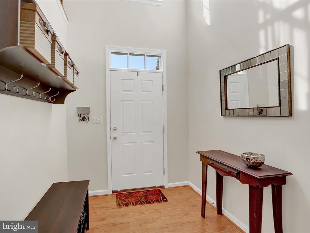 21040 TIOGA TERRACE