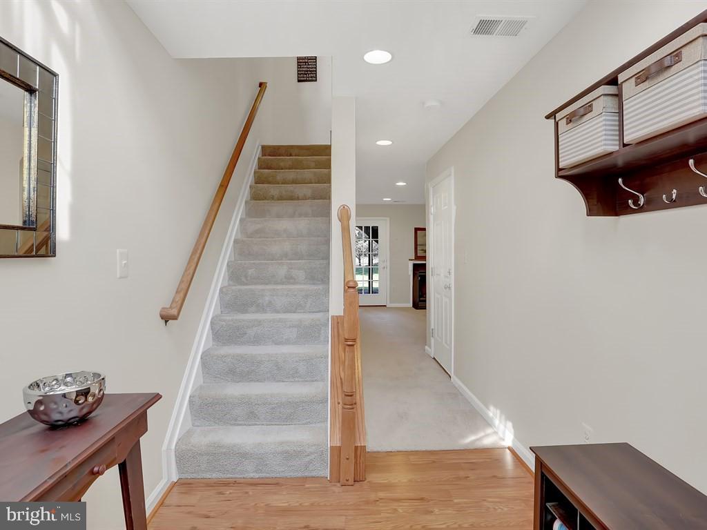 21040 TIOGA TERRACE