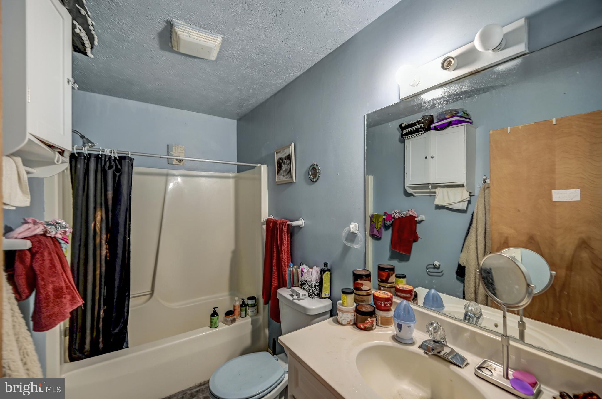 GLEN AT TAMIMENT (LEHMAN) - Residential