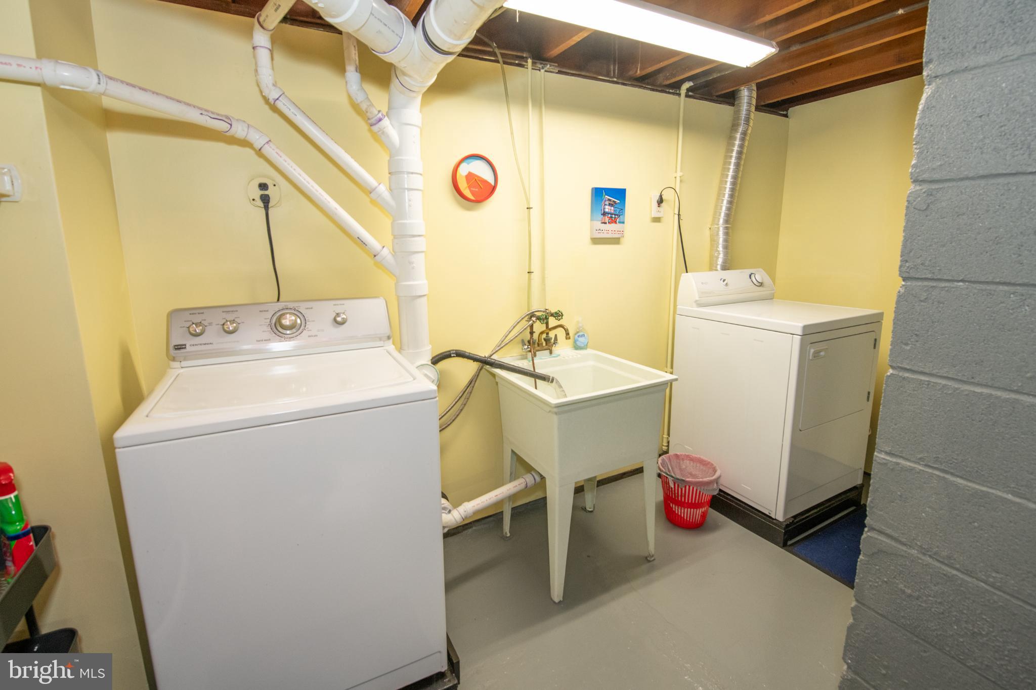 CENTENNIAL HILLS - Residential