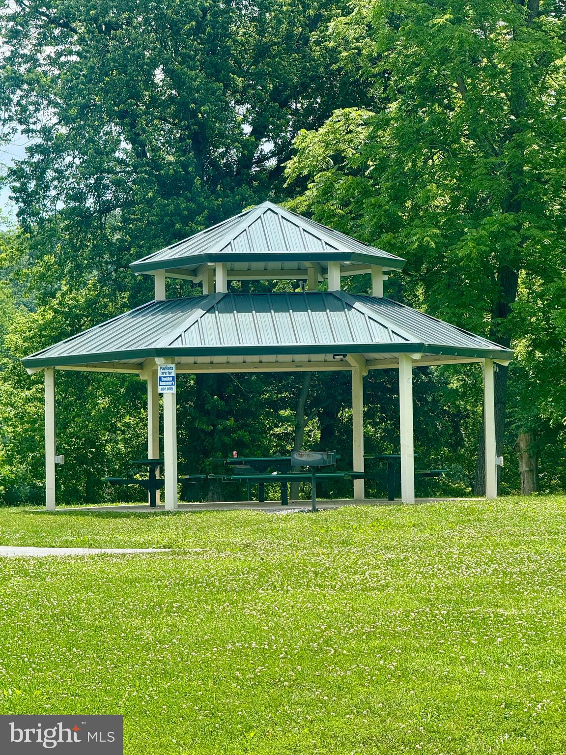 BROOKFIELD ON THE POTOMAC - Residential