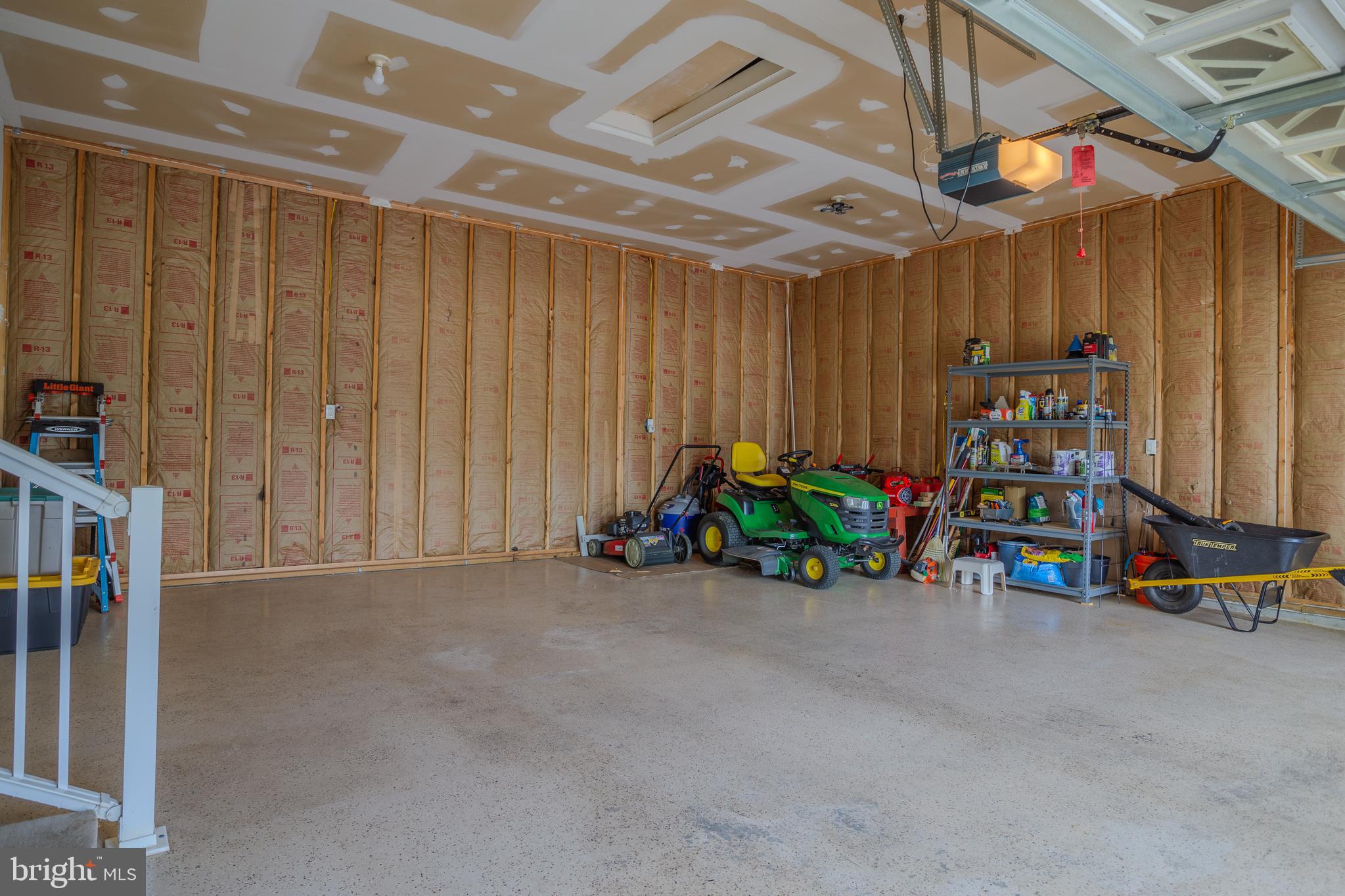 BROOKFIELD ON THE POTOMAC - Residential