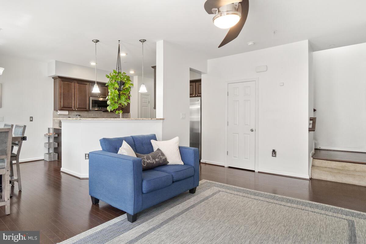 JEFFERSON PLACE - Residential