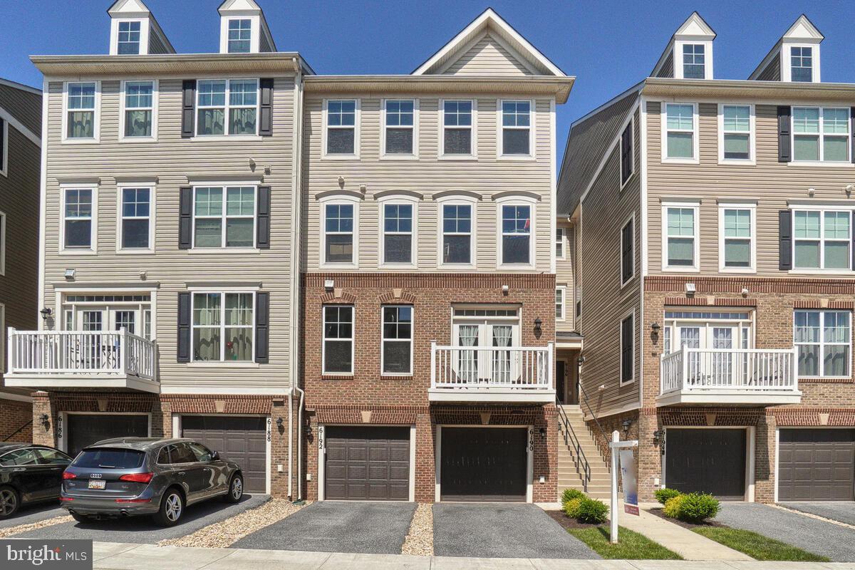 JEFFERSON PLACE - Residential